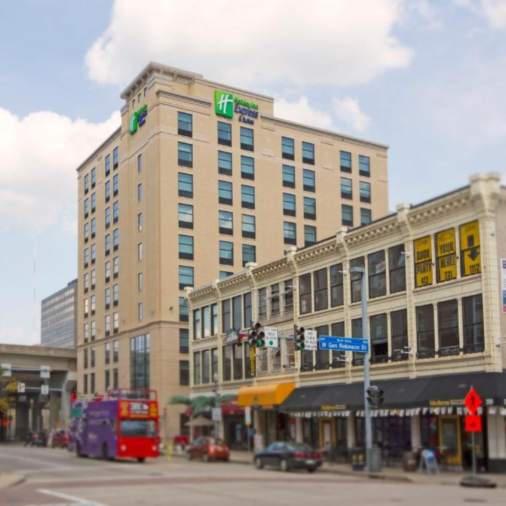 Holiday Inn Express & Suites Pittsburgh North Shore, an IHG Hotel