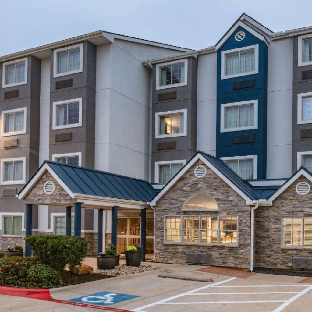 Microtel Inn & Suites by Wyndham Austin Airport