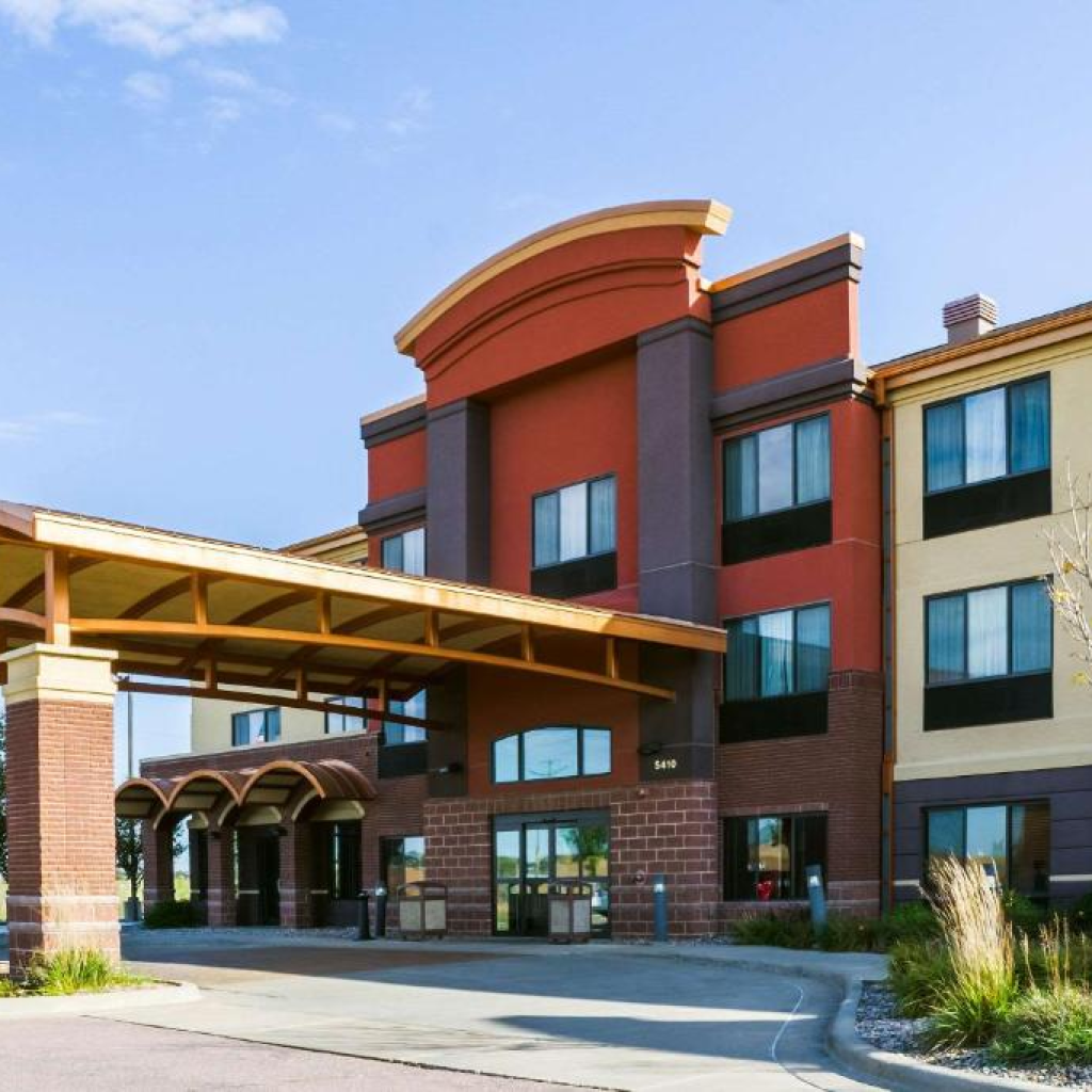 Quality Inn & Suites Airport North