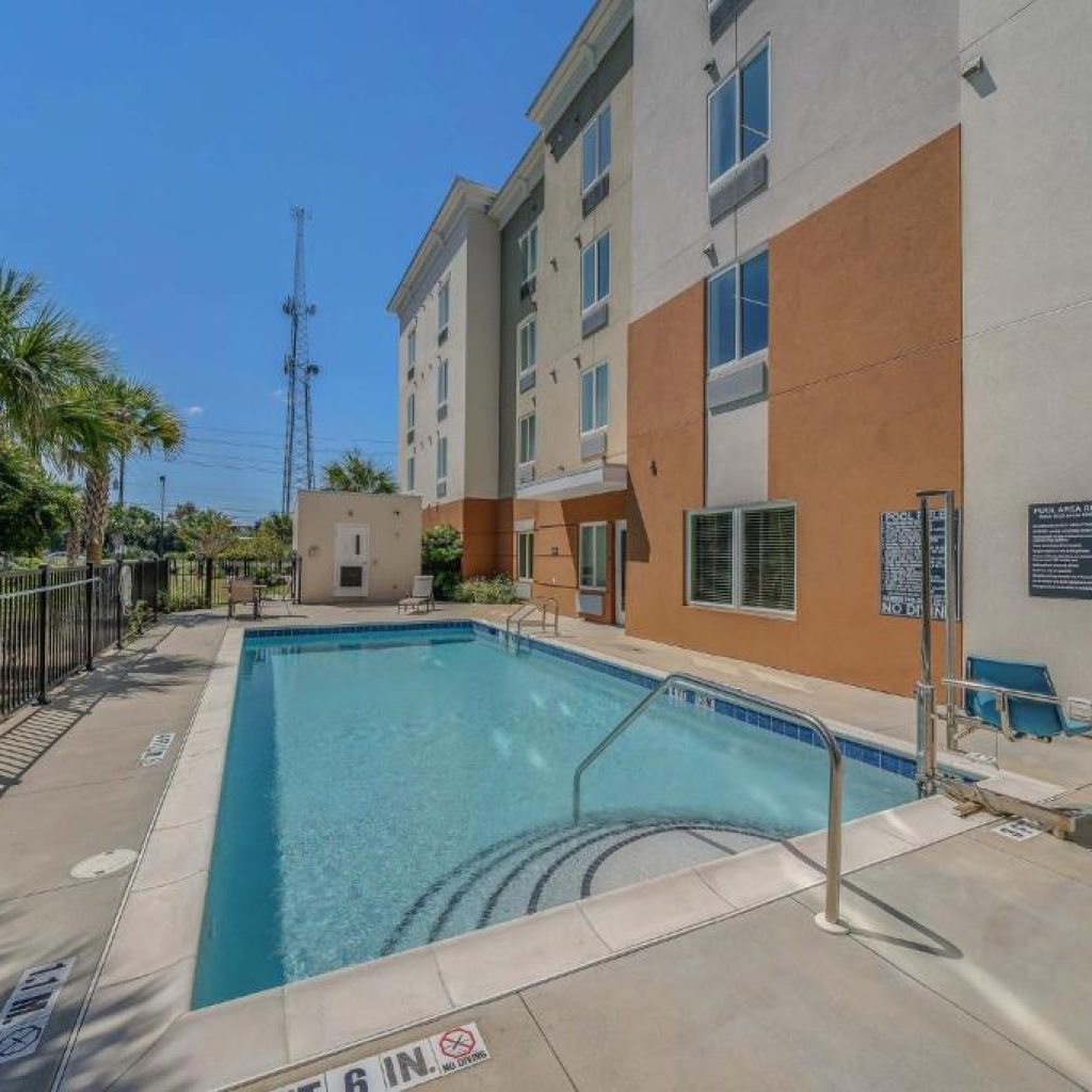 Candlewood Suites - Panama City Beach Pier Park, an IHG Hotel