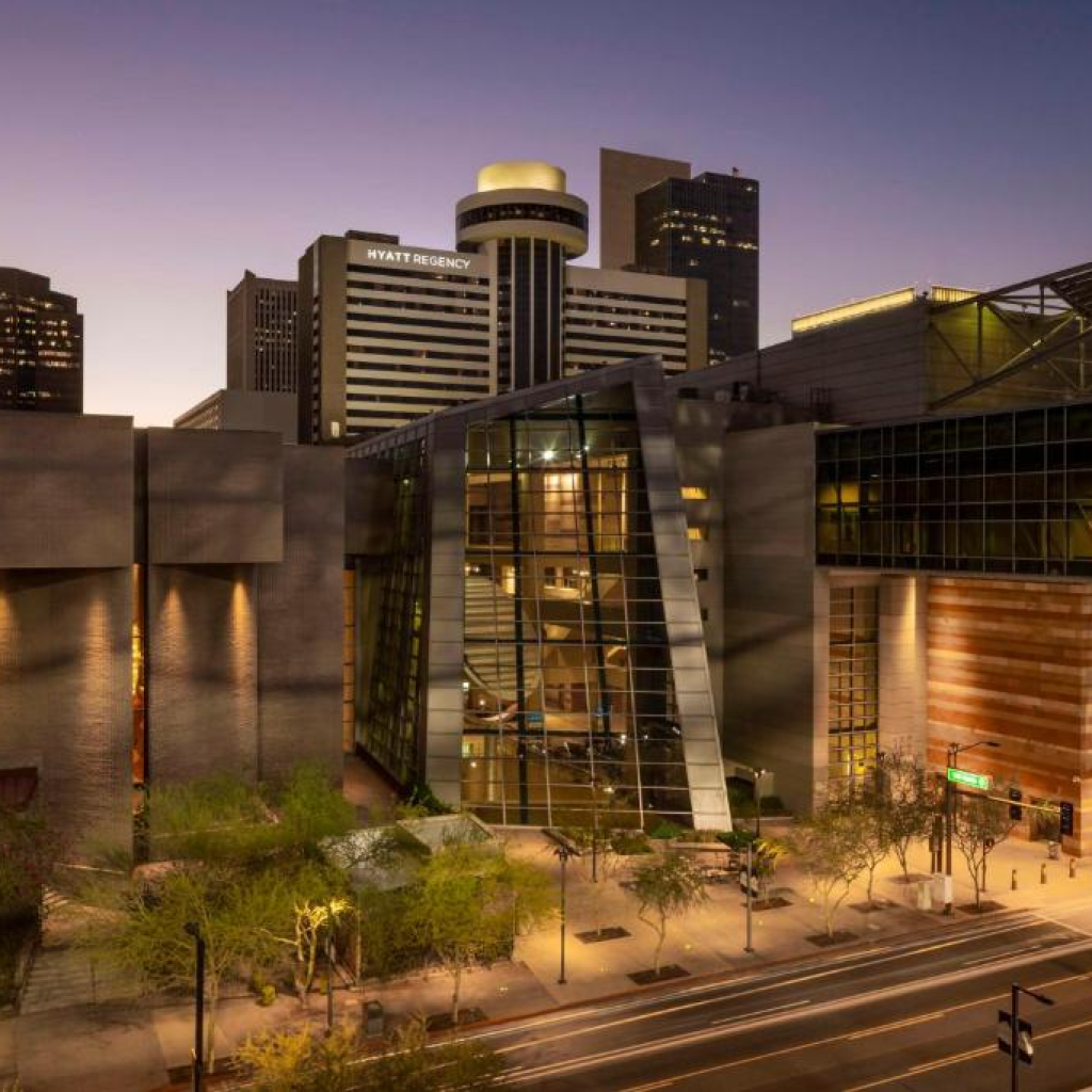 Best Hotels for 18 year olds in Phoenix, AZ:  Hyatt Regency Phoenix