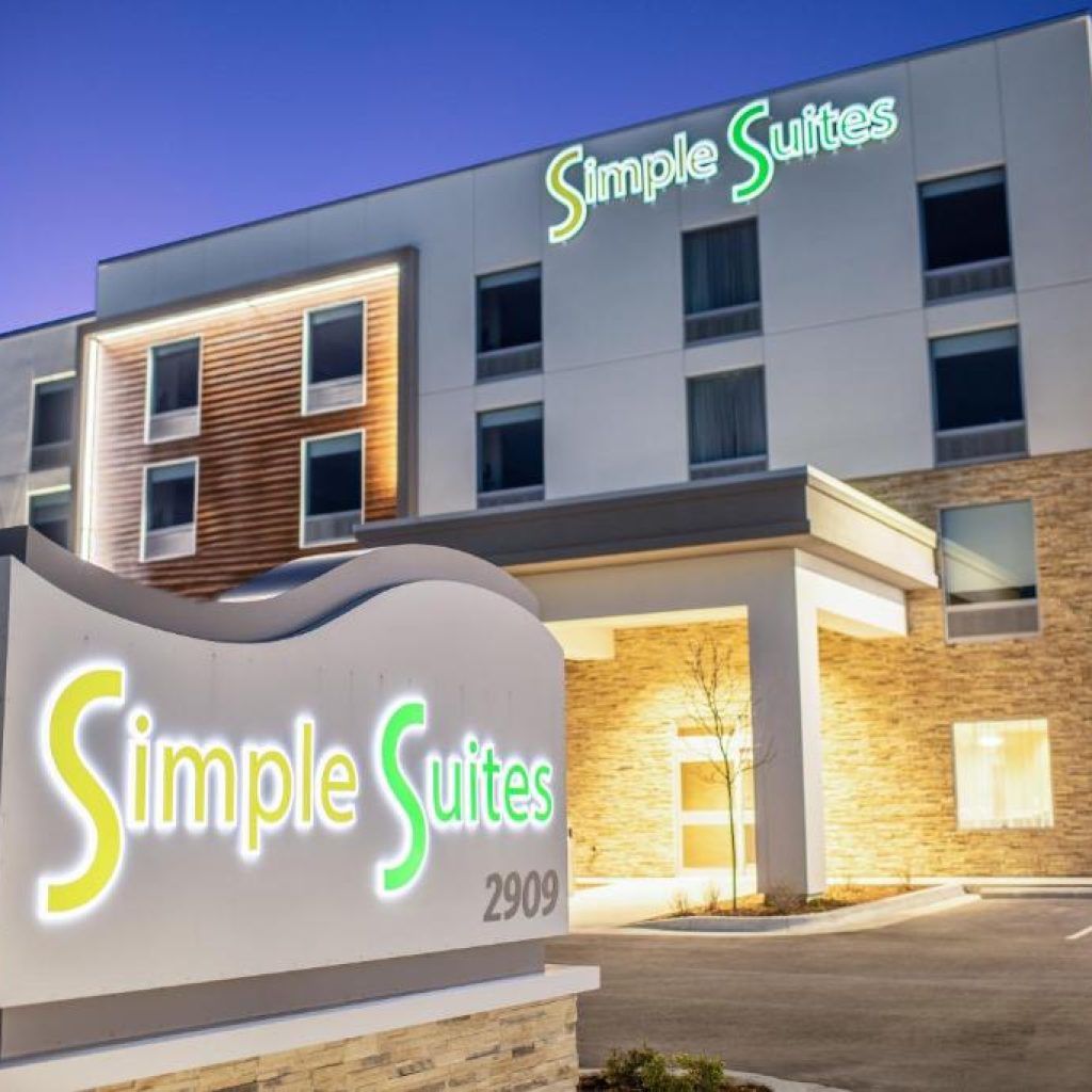 Best Hotels for 18 year olds in Boise, ID : Simple Suites Boise Airport