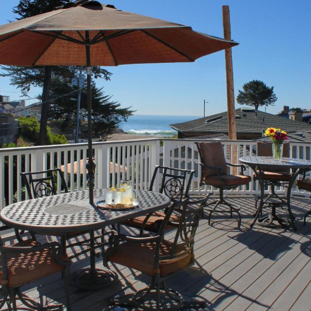 Best Hotels for 18 year olds in Santa Cruz, CA: Ocean Echo Inn & Beach Cottages