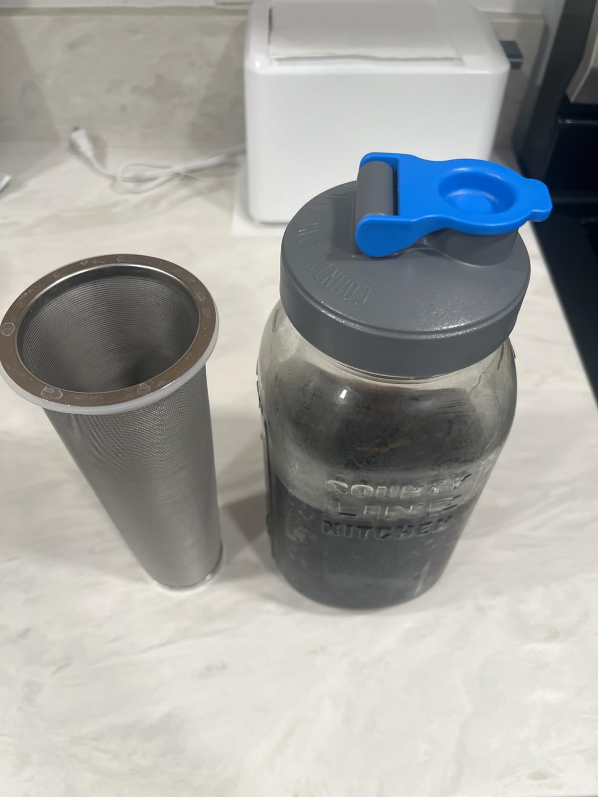 County Line Kitchen 64oz Cold Brew Coffee Maker with Leak Proof Lid - Gray | Glass Cold Brew Coffee Maker - Wide Mouth Mason Jar, Stainless Steel Filter & Leak-Proof Lid (64 oz) customer photo 1