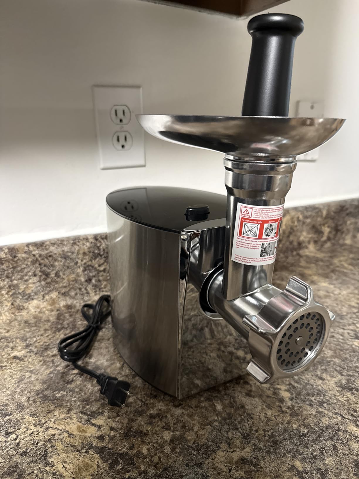 CHEFFANO Meat Grinder, 2600W Max Stainless Steel Meat Grinder Electric, ETL Approved Heavy Duty Meat Mincer Machine with 2 Blades, 3 Plates, Sausage Stuffer Tube & Kubbe Kit for Home Kitchen Use customer photo 1