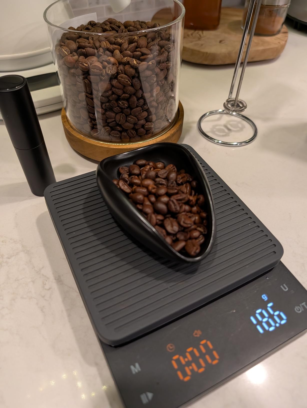 BAGAIL BASICS Coffee Scale with Timer, 0.1g High Precision Kitchen Scale, Pour Over Coffee Scale, Drip Espresso Scale with Auto Tare, Touch Sensor and Silicone Cover - 6.6 lbs/3 kg customer photo 1