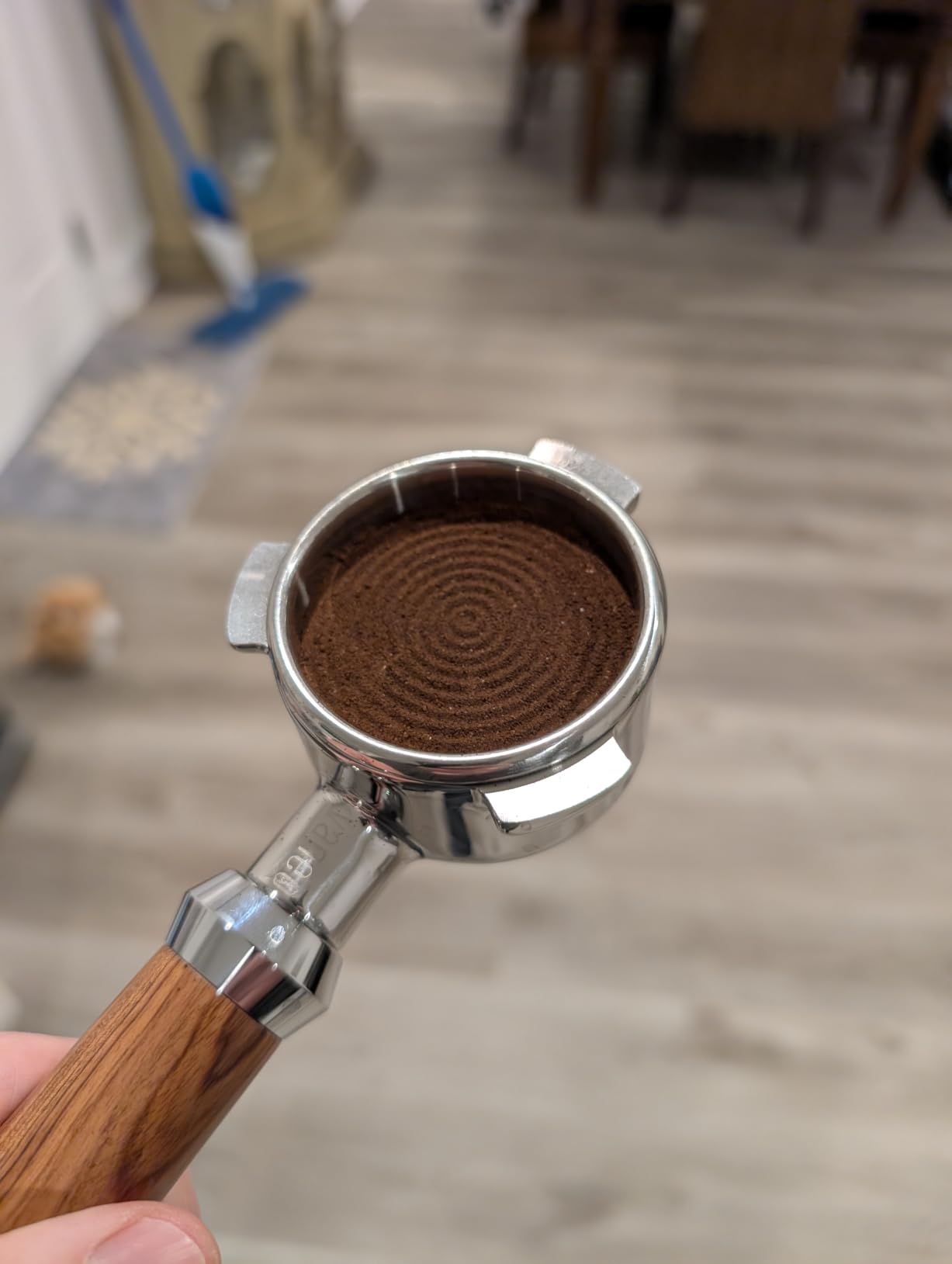 1Zpresso J-Ultra Manual Coffee Grinder Iron Gray, Conical Burr, Foldable Handle, Magnet Catch Cup Capacity 40g, Numerical Adjustable Finely Setting, Faster Grinding Efficiency ideal for Espresso customer photo 2