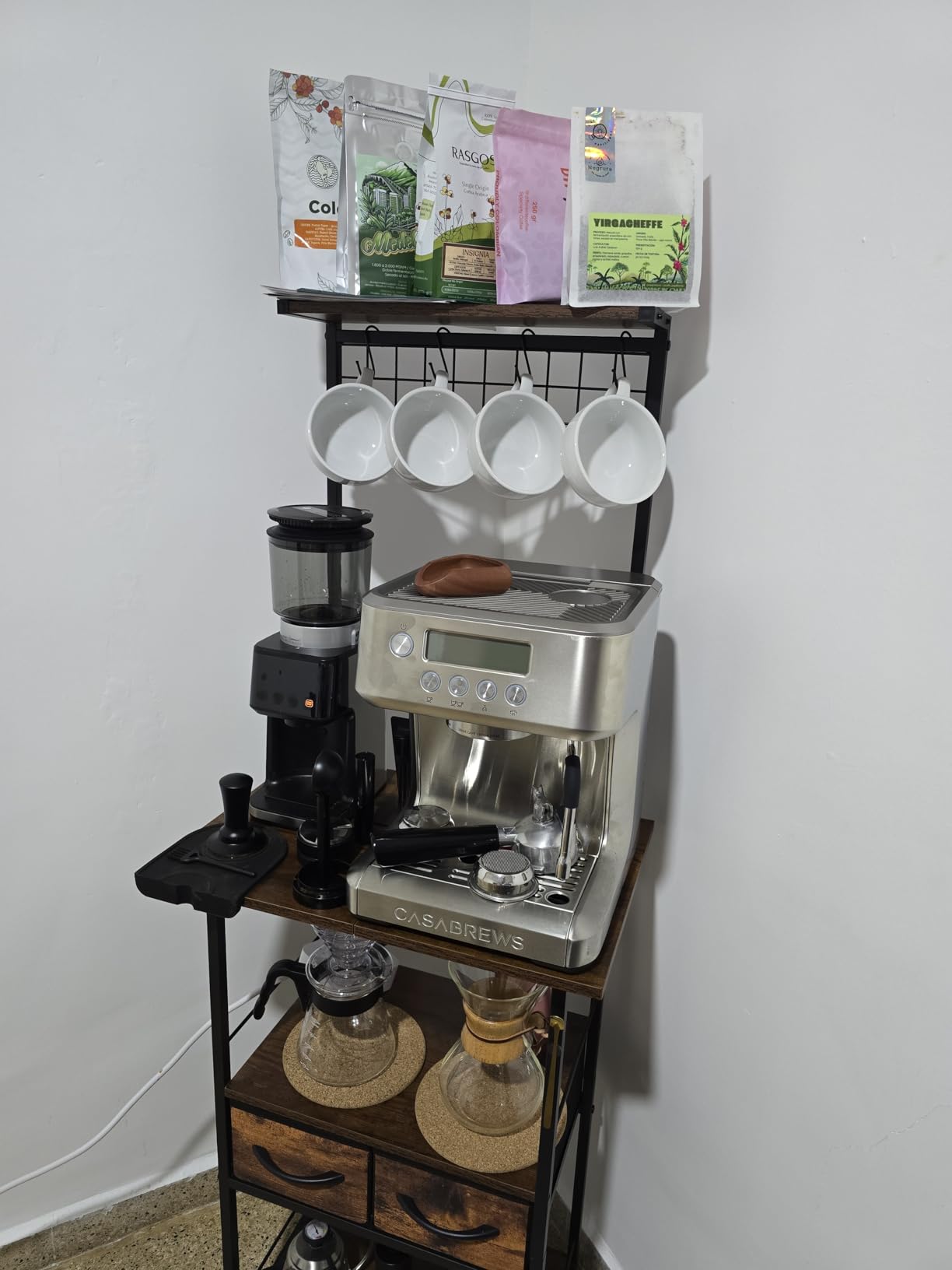 CASABREWS Ultra Espresso Machine with LCD Display, Espresso Maker with Powerful Milk Frother, Customizable Brewing Temperature, Provides Barista-Level Lattes and Cappuccinos, Gift for Men & Women customer photo 1