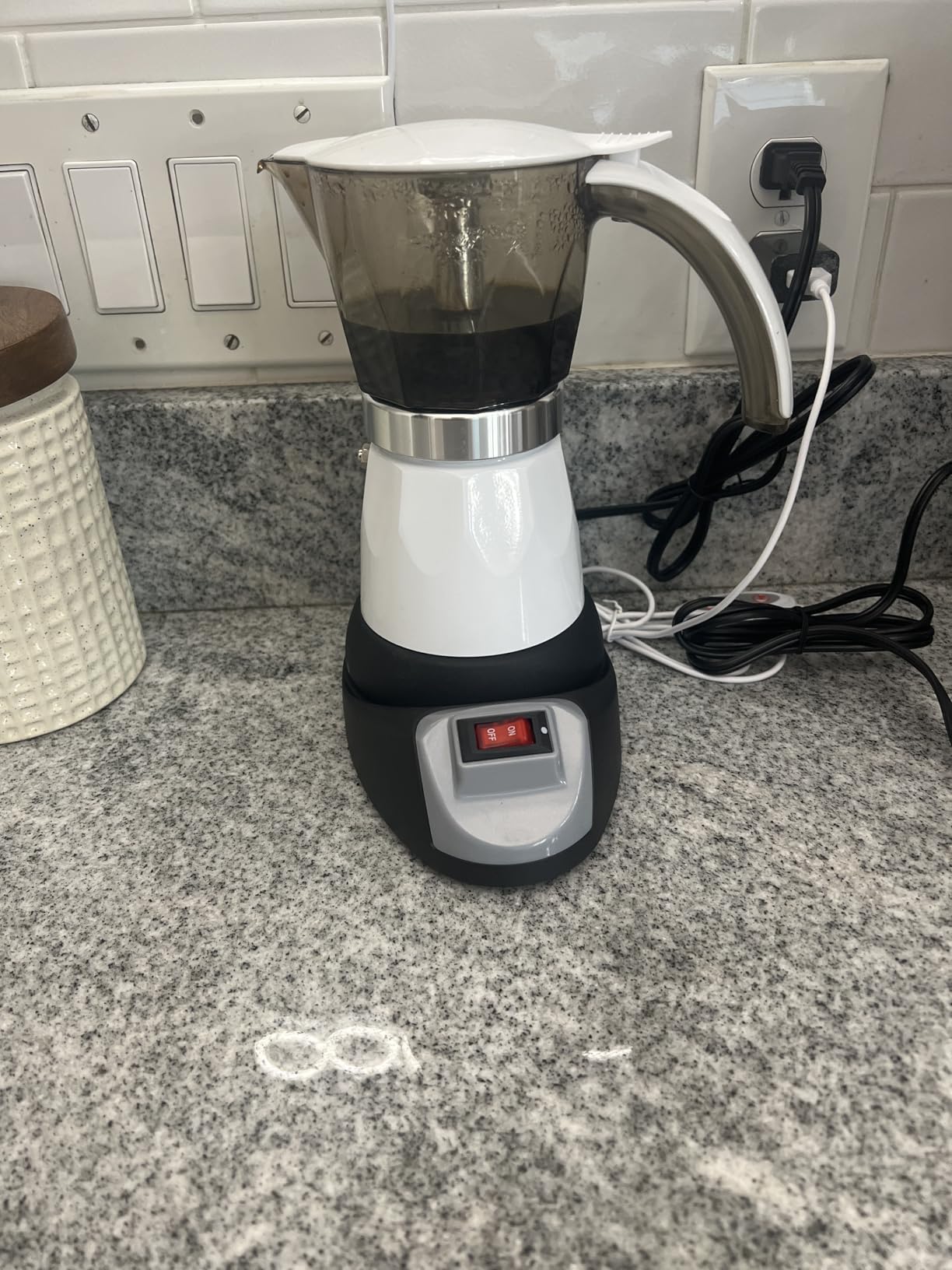 Electric Espresso Maker Transparent Coffee Maker Electric Moka Pot Portable Aluminum Espresso Machine Italian Moka Pot with Detachable Base, Coffee Gift for Women Men Home Travel (White, 6 Cup) customer photo 1