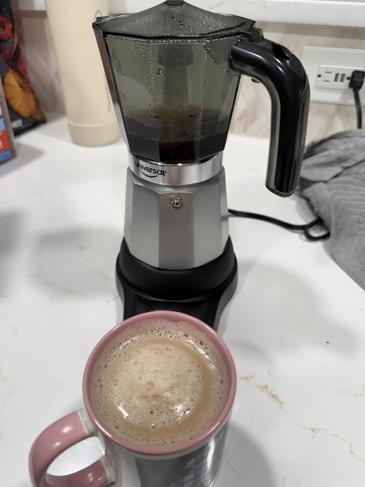 universal Electric Coffee Maker (6 Cups), Cuban Moka Pot (480 Watts), Gift for Coffee Lovers, Easy Brewing, Prepare Espresso Recipes: Italian, Latte, Macchiato & Mocaccino customer photo 2