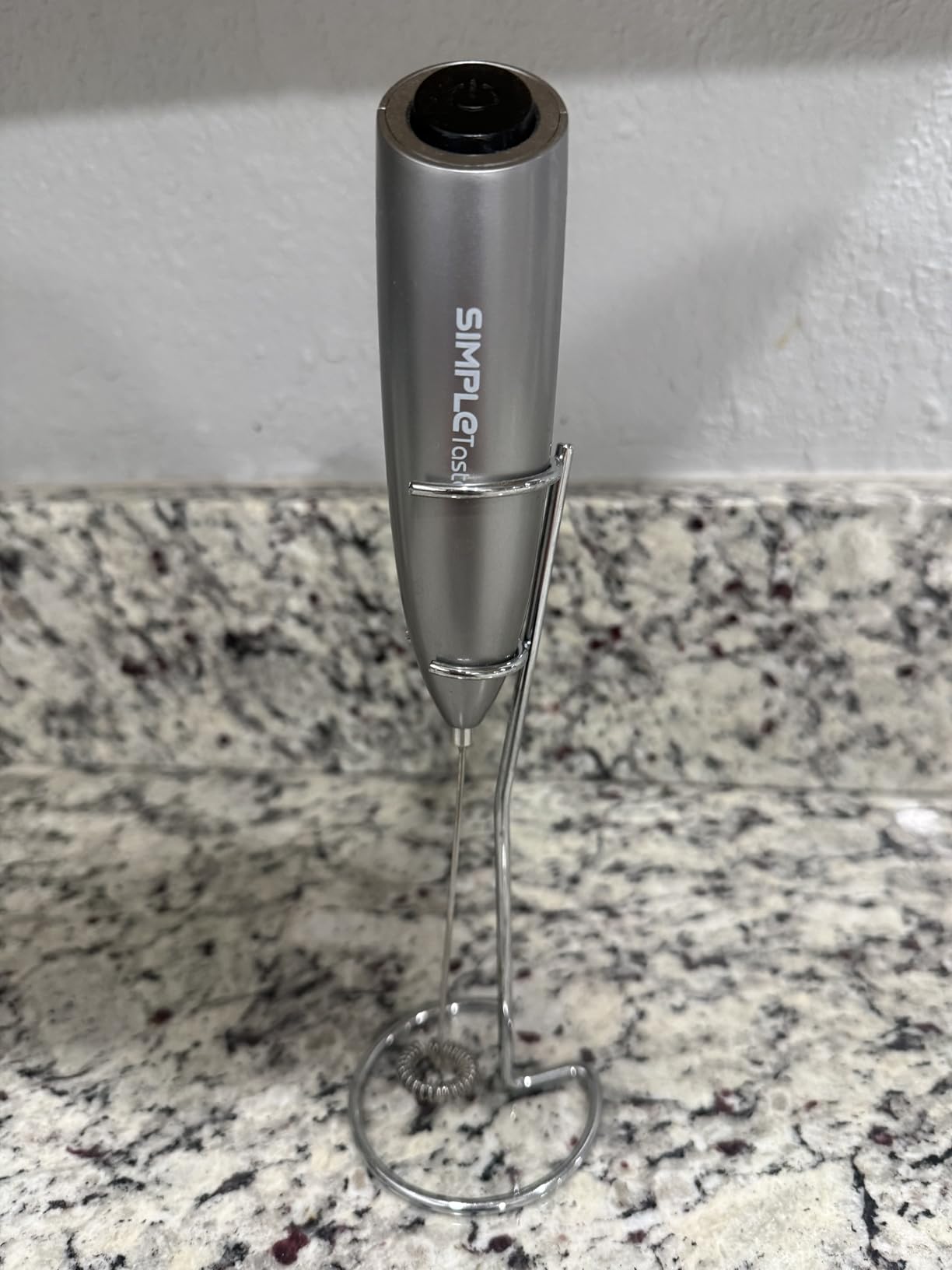 SIMPLETaste Rechargeable Milk Frother Wand Handheld, Dual Coil Whisk Head Drink Mixer, USB-C Electric Whisk customer photo 2