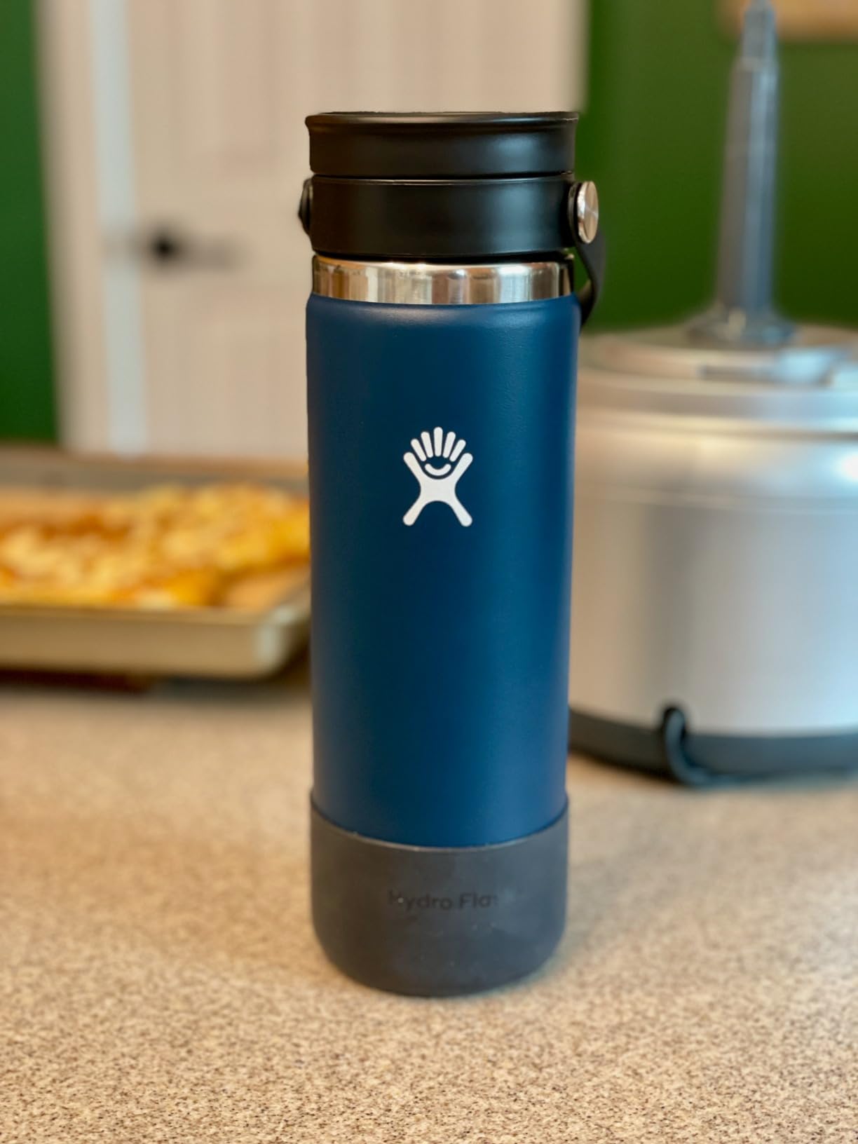 Hydro Flask Flex Sip Coffee Tumbler - Insulated Stainless Steel, Non Spill, Leak Proof Travel Coffee Cup 20 Oz Sandpiper customer photo 1