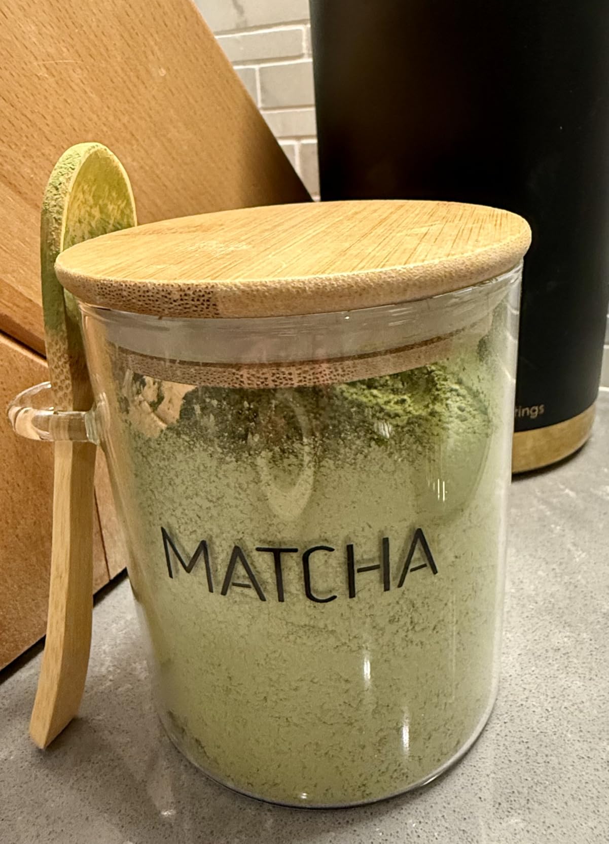 Suclain 15 oz Matcha Glass Container with Airtight Lid Matcha Powder Storage Canister with Wooden Spoon Clear Food Jar for Sugar Coffee Beans Bath Salt Storage Overnight Oats customer photo 1