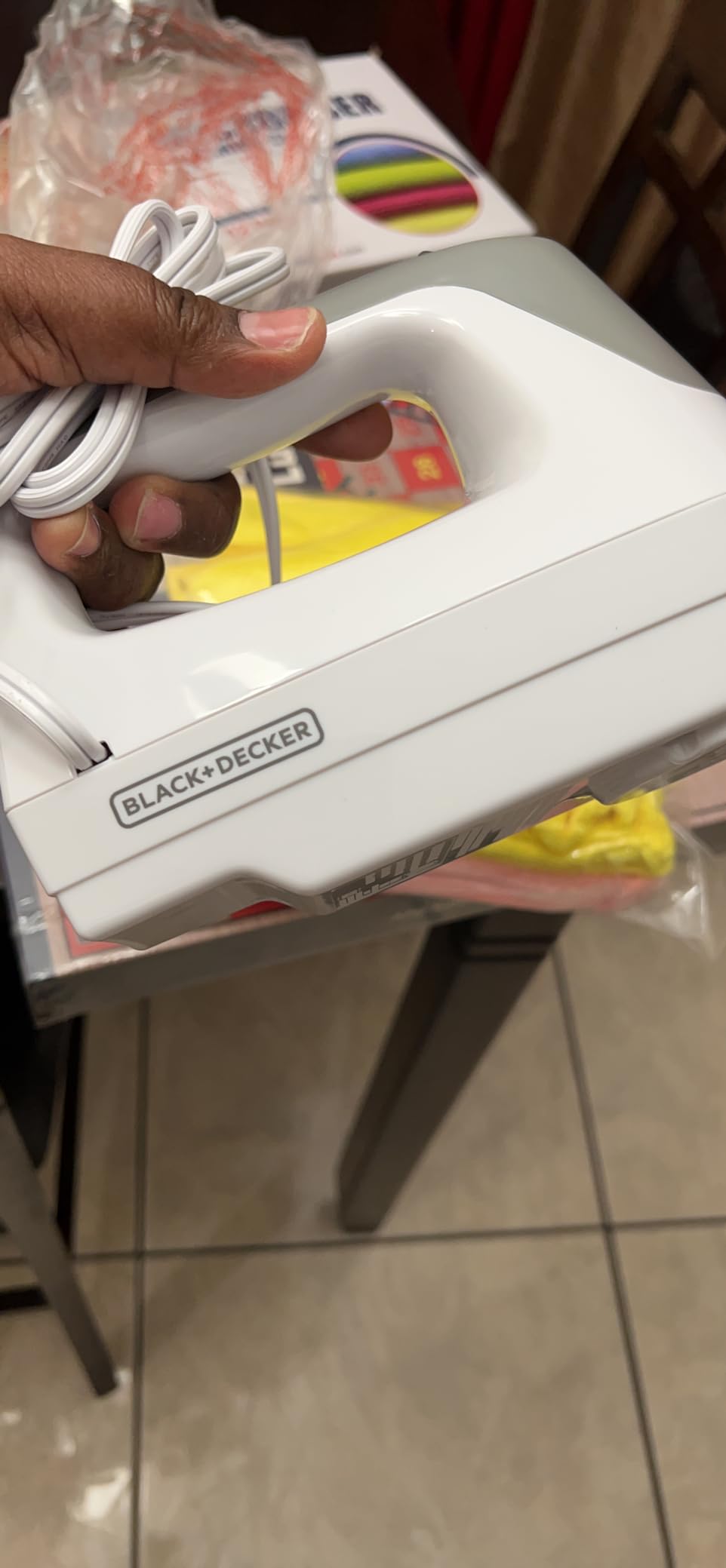 BLACK+DECKER Lightweight Hand Mixer, White, MX1500W customer photo 2