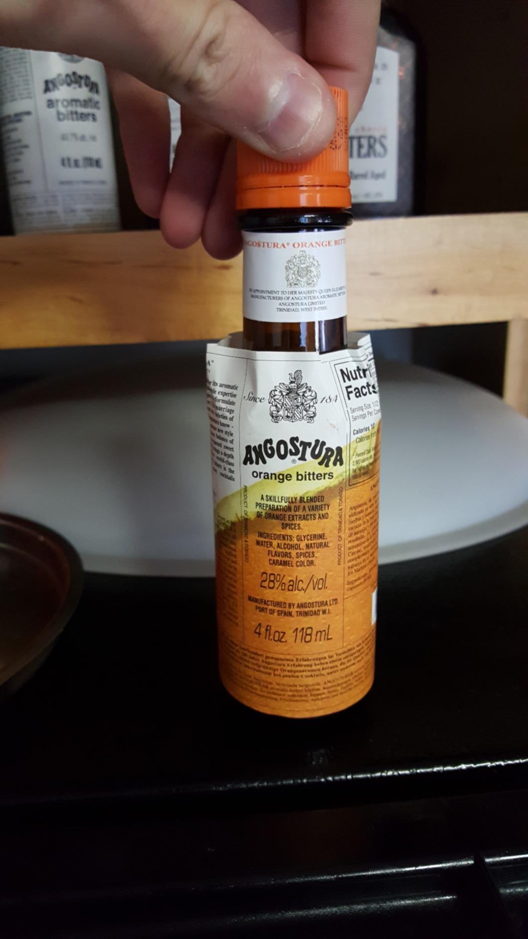 ANGOSTURA Orange Bitters, Cocktail Bitters for Professional and Home Mixologists, Kosher Certified, No Sodium, 4 FL oz customer photo 1