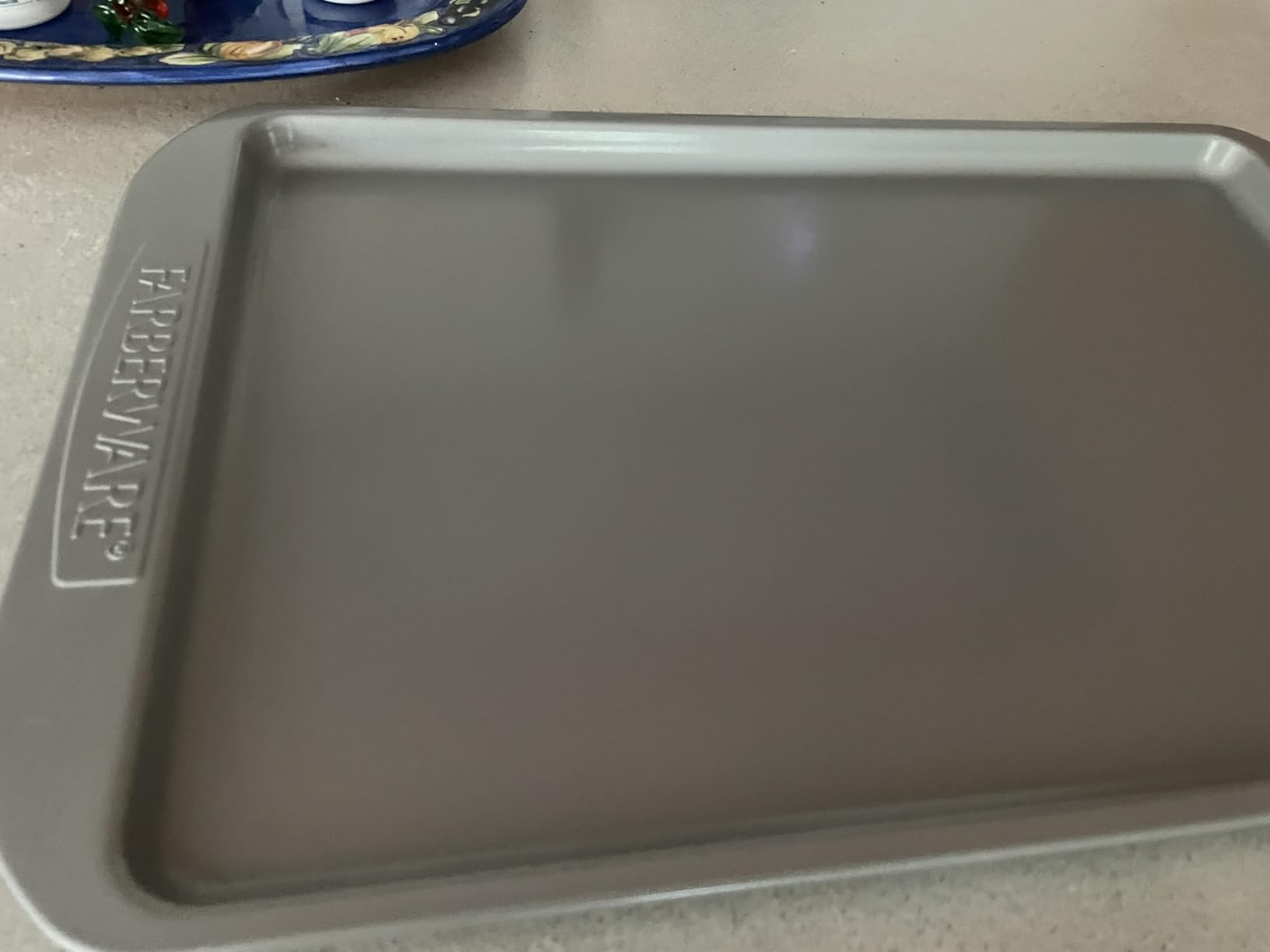Farberware Nonstick Bakeware 3-Piece Cookie Pan Set, Baking Sheet Set, Gray customer photo 1