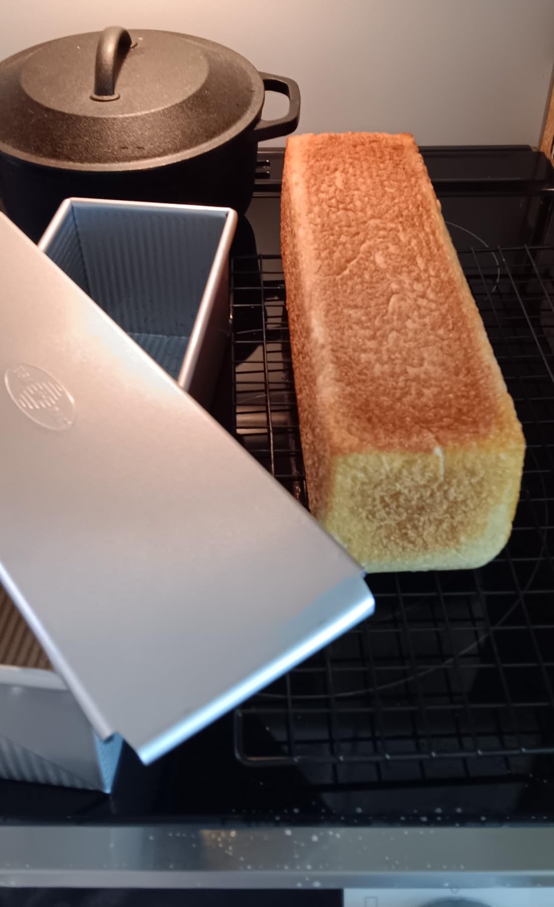 USA Pan Bakeware Pullman Loaf Pan with Cover, 13 x 4 inch, Nonstick & Quick Release Coating, Made in the USA from Aluminized Steel customer photo 1