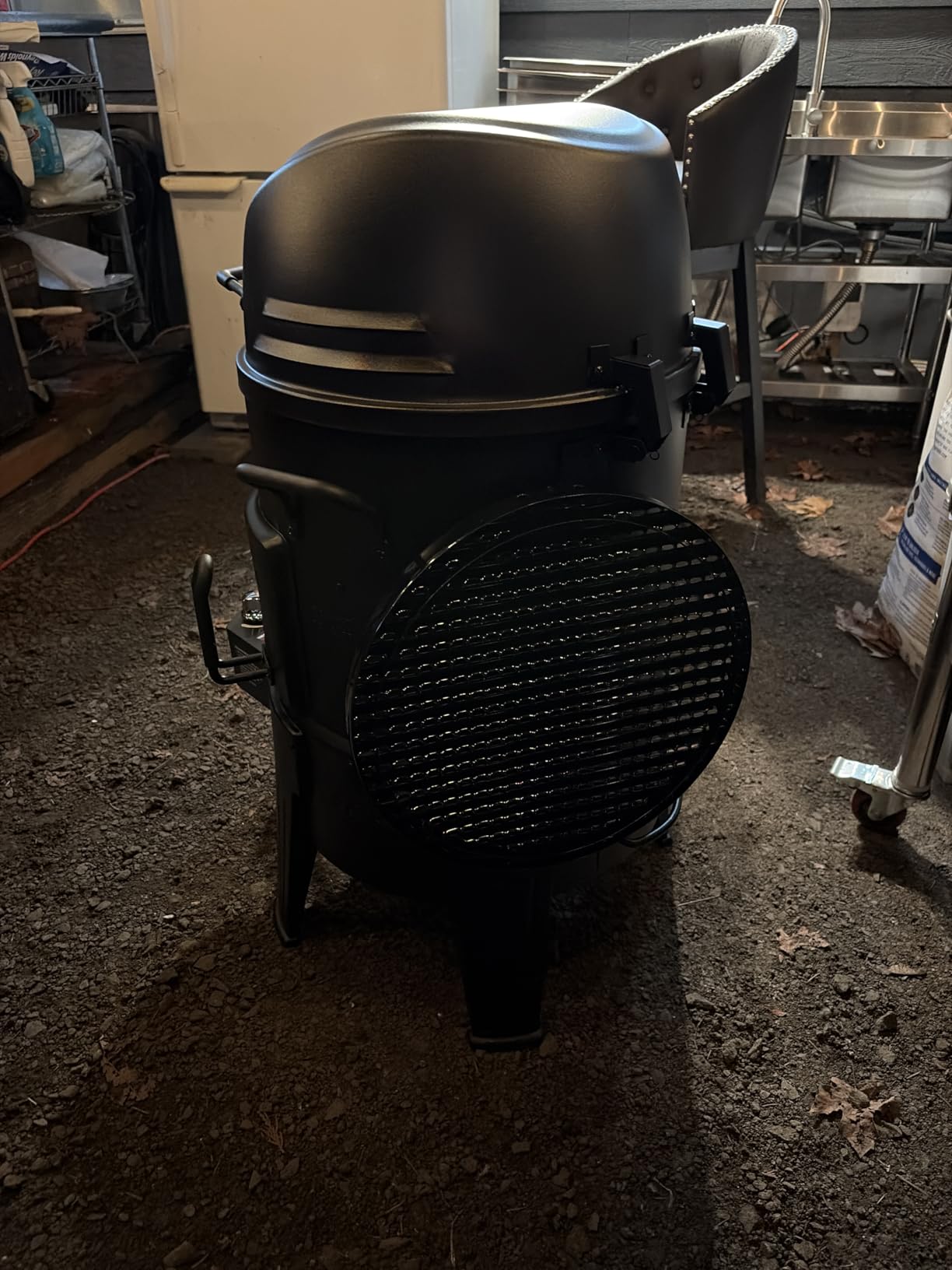 Charbroil The Big Easy TRU-Infrared 3-in-1 Smoker, Roaster & Gas Grill, Black - 14101550 customer photo 2