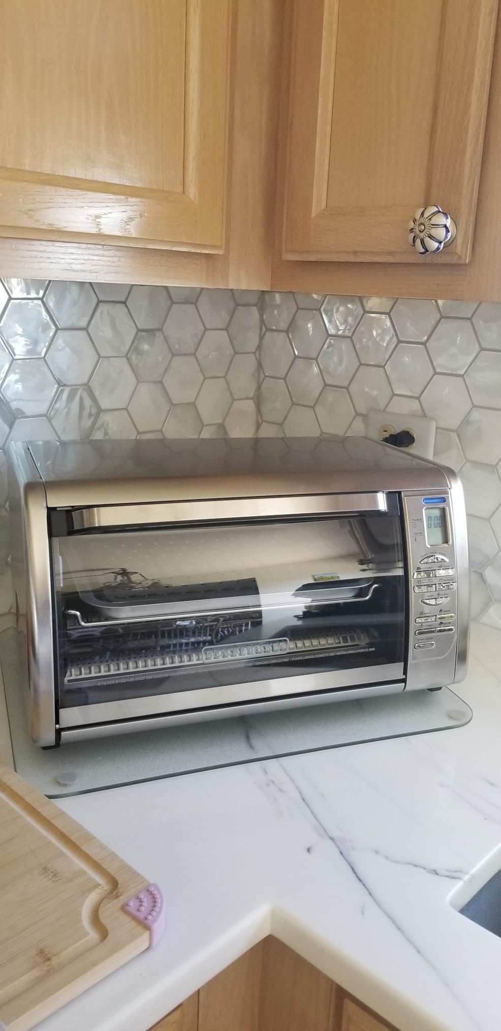 Black+Decker Countertop Convection Toaster Oven, 8 One-touch Cooking Functions, Stainless Steel customer photo 2