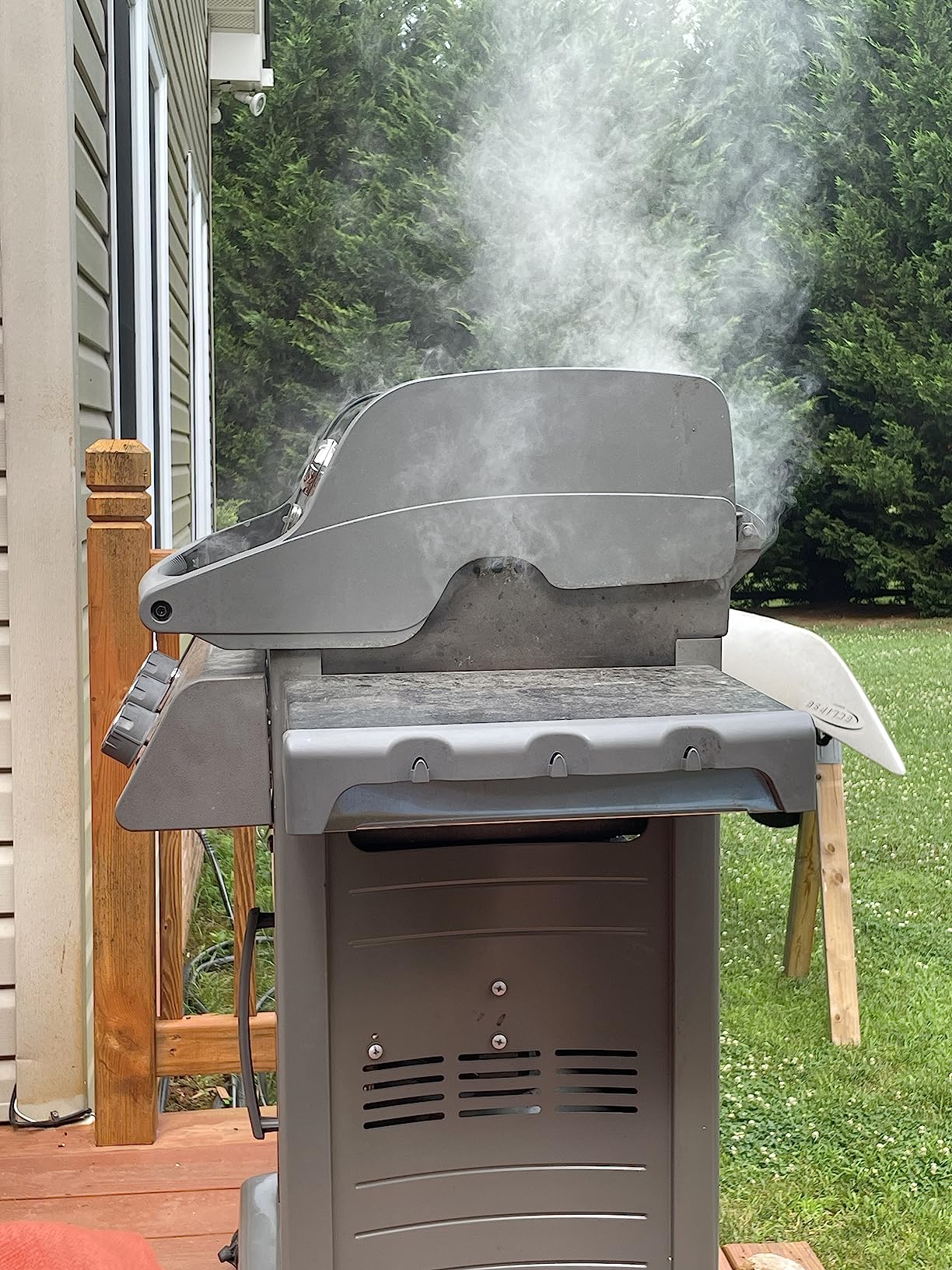 Weber Premium Universal Stainless Steel Smoker Box - Infuse Meats, Veggies & More with Smoky Flavor, Easy-Fill Design, Fits Most Grill Sizes - Grill Accessory customer photo 2