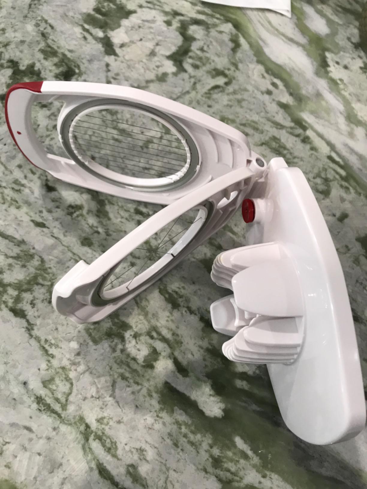 ZYLISS Egg Slicer - Non Slip, Egg Cutter and Wedger with Built in Shell Piercer customer photo 2