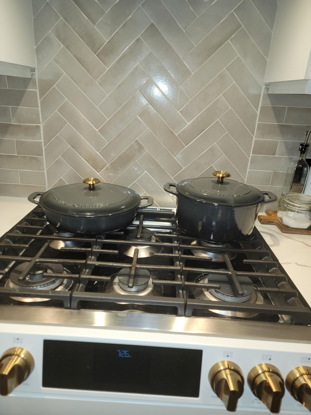 Tramontina Bestow Enameled Cast Iron Braiser Pan with Lid, 4-Quart, Blue customer photo 1
