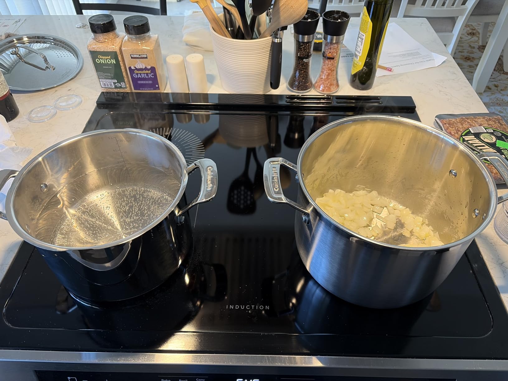 Cuisinart 12-Piece MultiClad Pro Triple Ply Stainless Stainless Steel Pots and Pans Set, Cookware Set Compatible with Induction, Electric, Gas Cooktops, Cool Grip Handles, Oven Safe to 500F, Silver customer photo 1