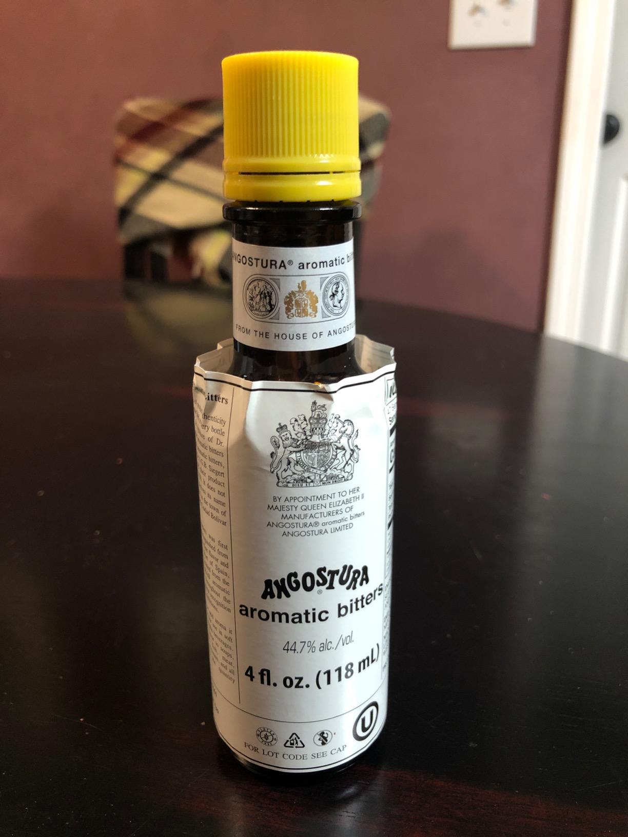 ANGOSTURA Aromatic Bitters, Cocktail Bitters for Professional and Home Mixologists, 100% Vegan, Kosher Certified, Sodium and Gluten Free, 4 FL OZ customer photo 1