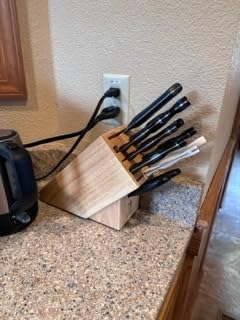 HENCKELS Hardwood Knife Block, Knife Storage, 11-slot customer photo 1