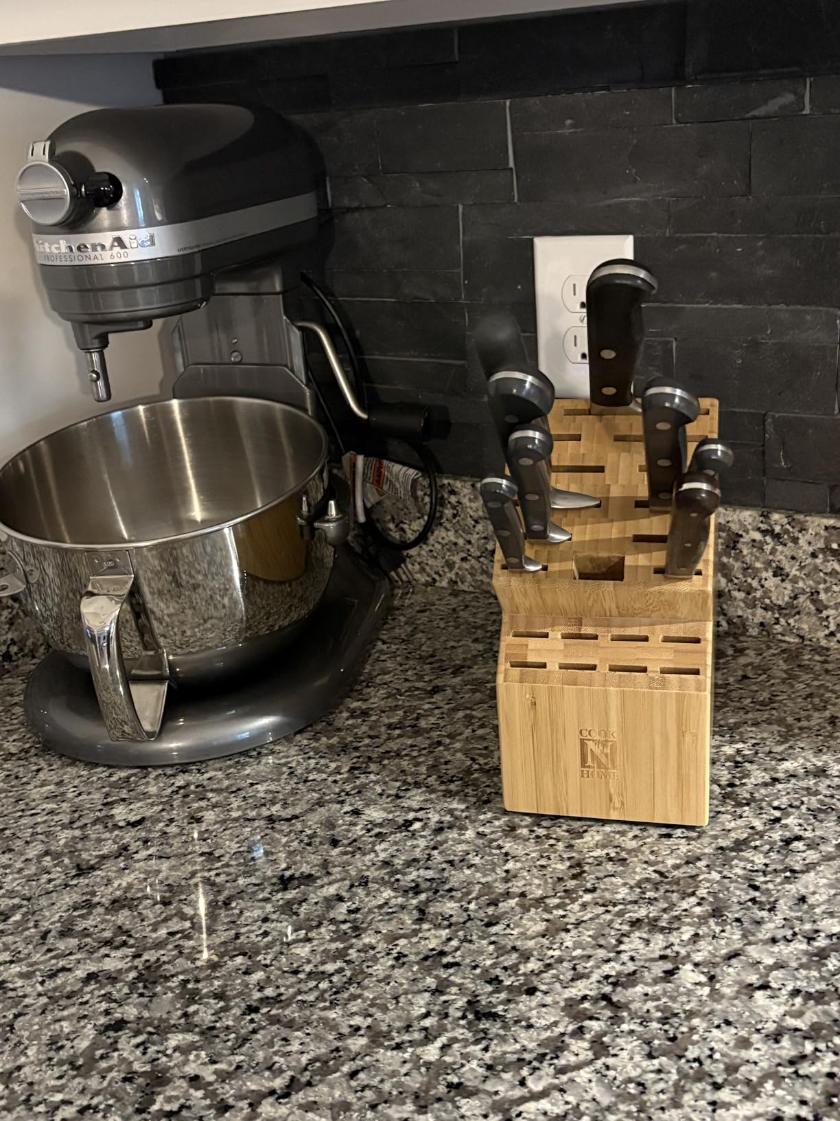 Cook N Home Basics, Bamboo Cutlery Block without Knives, Universal Knife Holder Countertop Butcher Block Knife Stand for Easy Kitchen Storage, 20-Slot customer photo 1