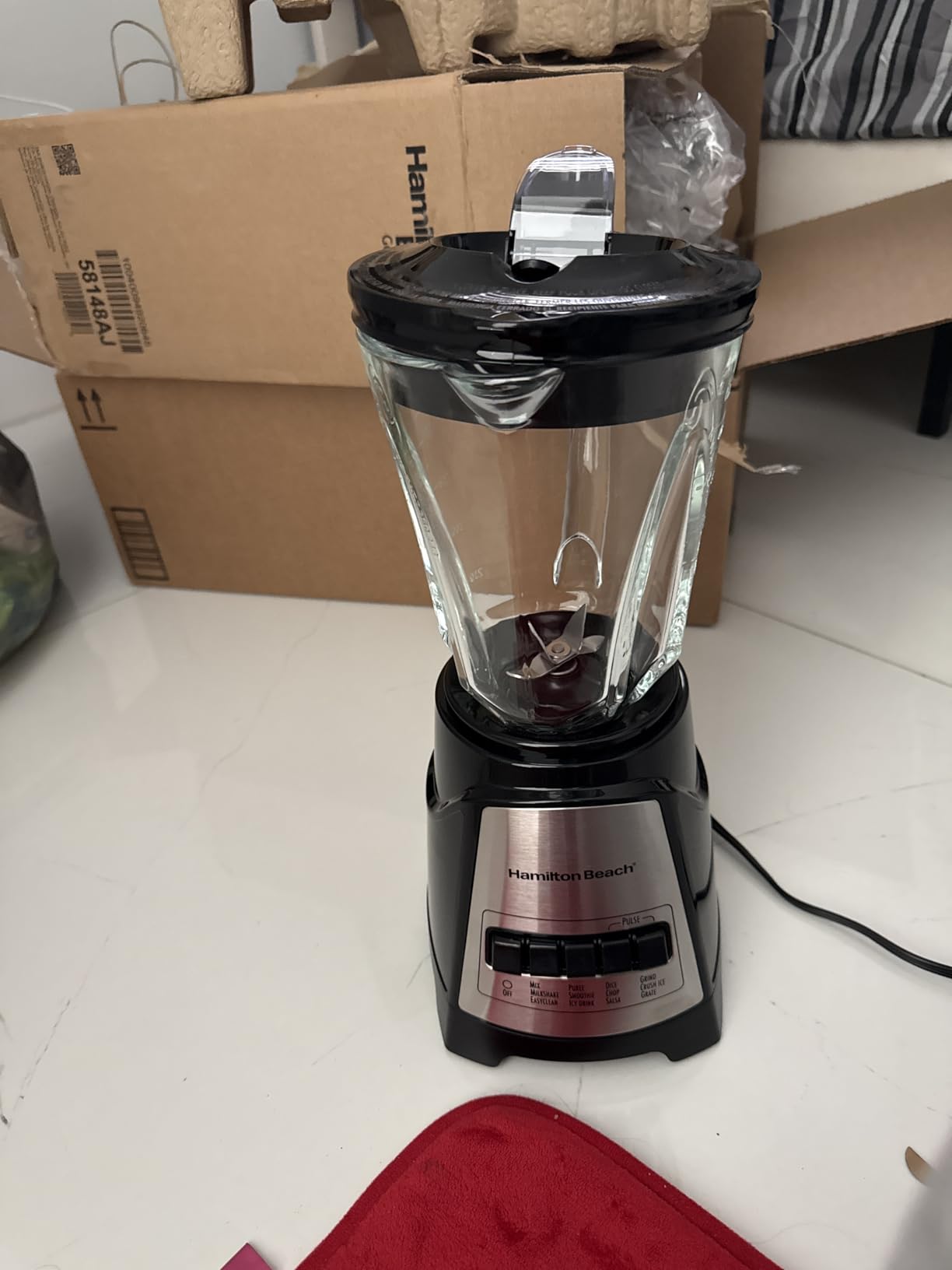 Hamilton Beach Power Elite Blender For Smoothies With Wave Action System, 40 oz. Glass Jar, 12 Functions, 700 Watts, Black, 58148AG customer photo 1