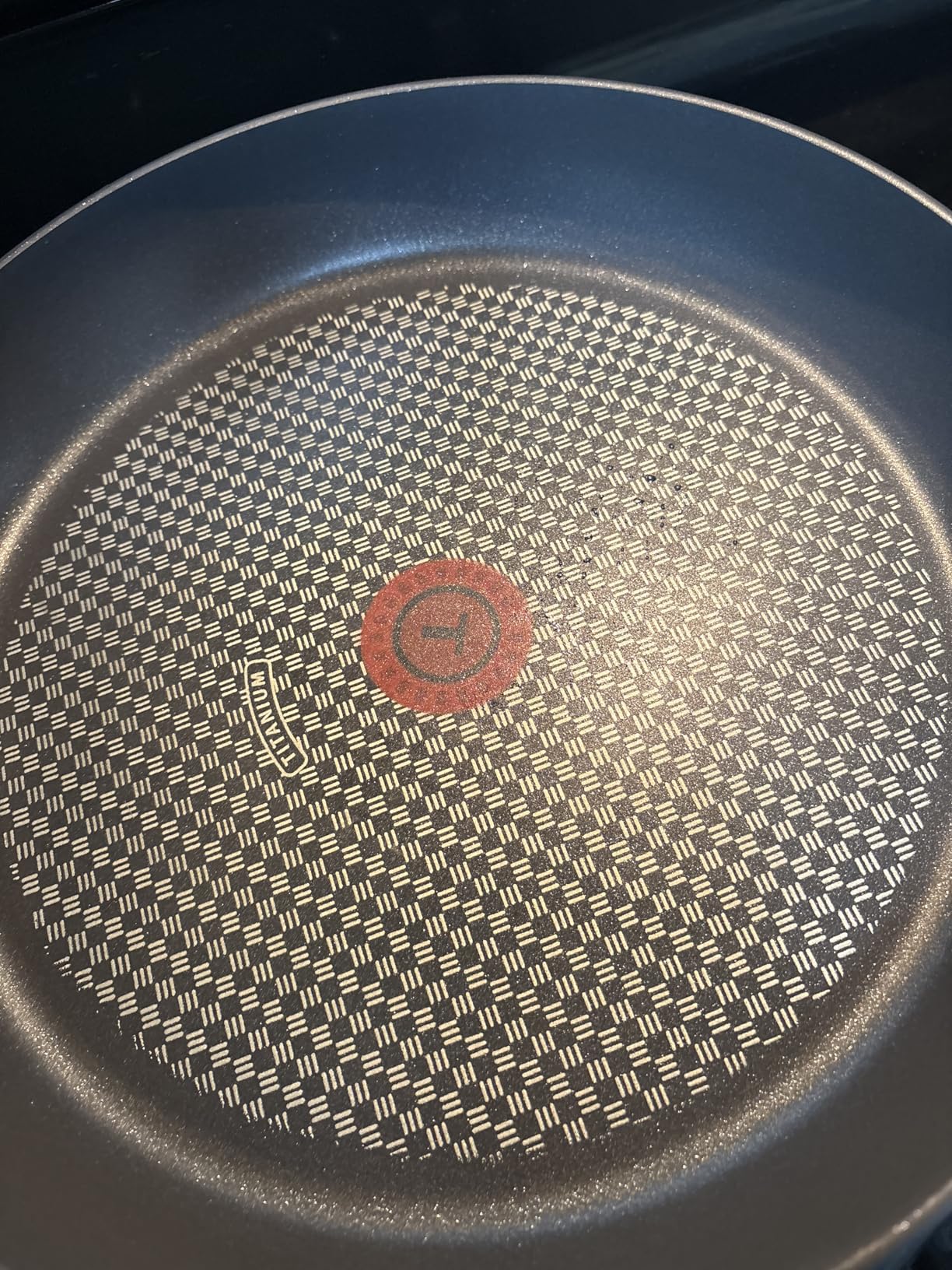T-Fal Ultimate Hard Anodized Nonstick Fry Pan With Lid 12 Inch, Oven Broiler Safe 400F, Lid Safe 350F, Dishwasher Safe, Onyx customer photo 2