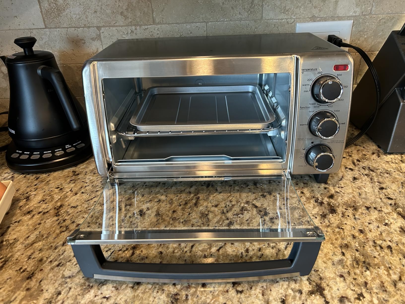 BLACK+DECKER TO1313SBD Toaster Oven, 15.47 Inch, Silver customer photo 2