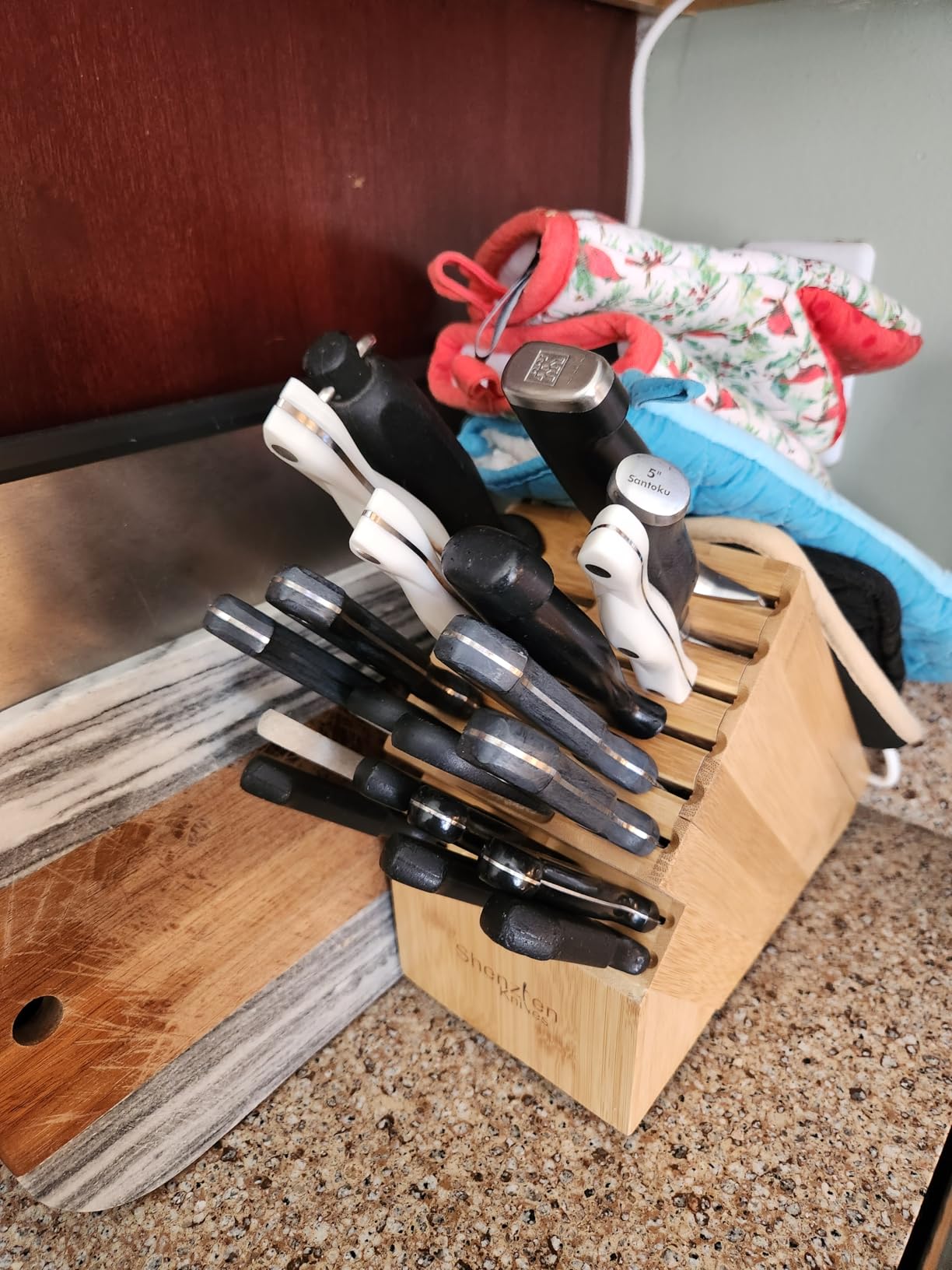 Shenzhen Knives 20 Slot Knife Block without Knives - Solid Wood Core Bamboo Veneer - Large 8x5.25x11 Inch Countertop Knife Holder Organizer and Kitchen Storage customer photo 1