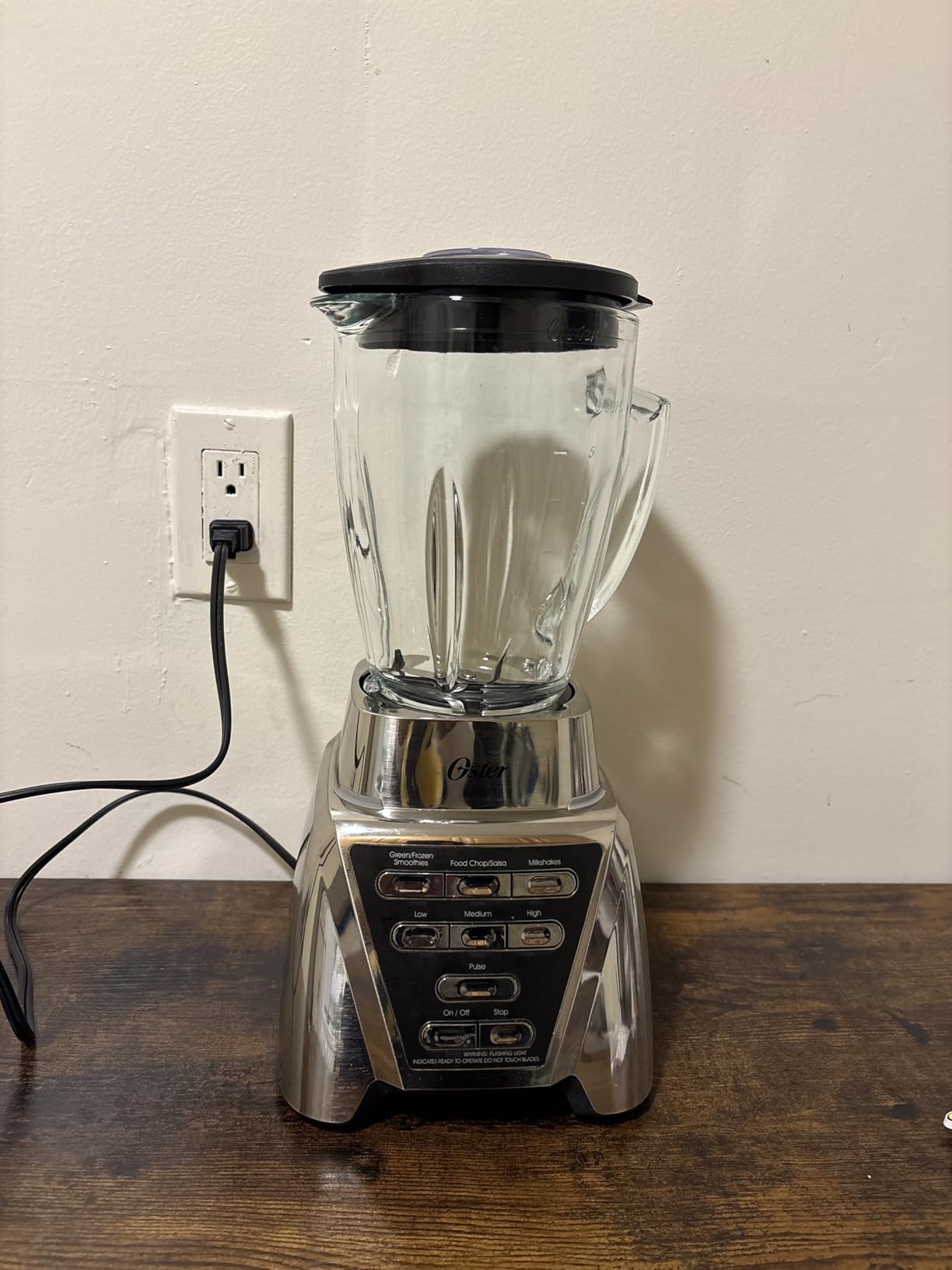 Oster Pro 1200 Smoothie Blender with Glass Jar & 24oz To-Go Cup, 7 Speeds, 1200W, Brushed Nickel customer photo 2