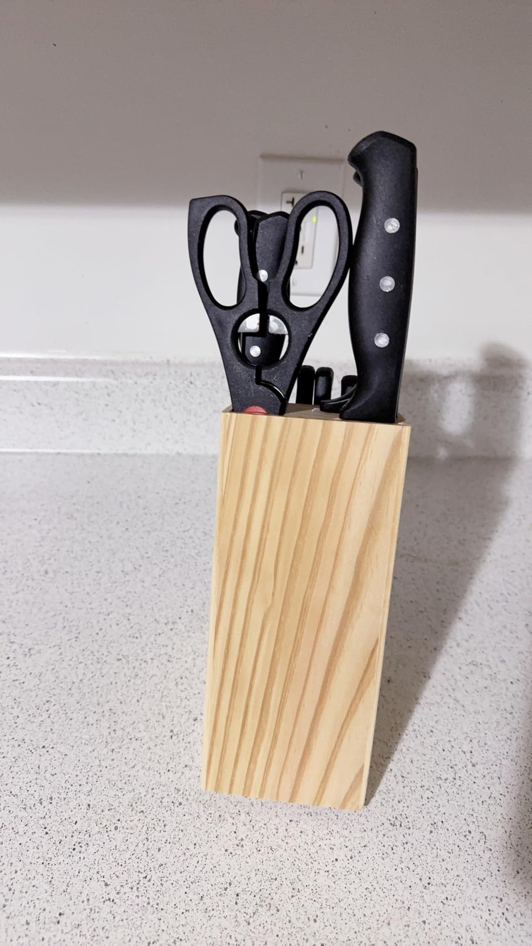 Farberware Knife Block Set 22-Piece Kitchen Knife Set with High-Carbon Stainless Steel Blades, Non-Slip Handles, Storage Block customer photo 2