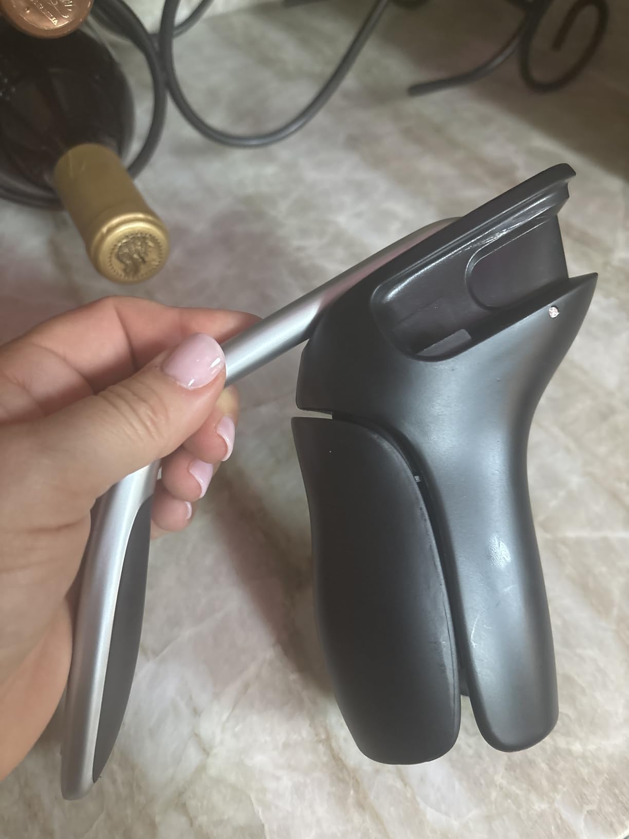 OXO Steel Vertical Lever Corkscrew with Removable Foil Cutter, Wine Opener customer photo 2