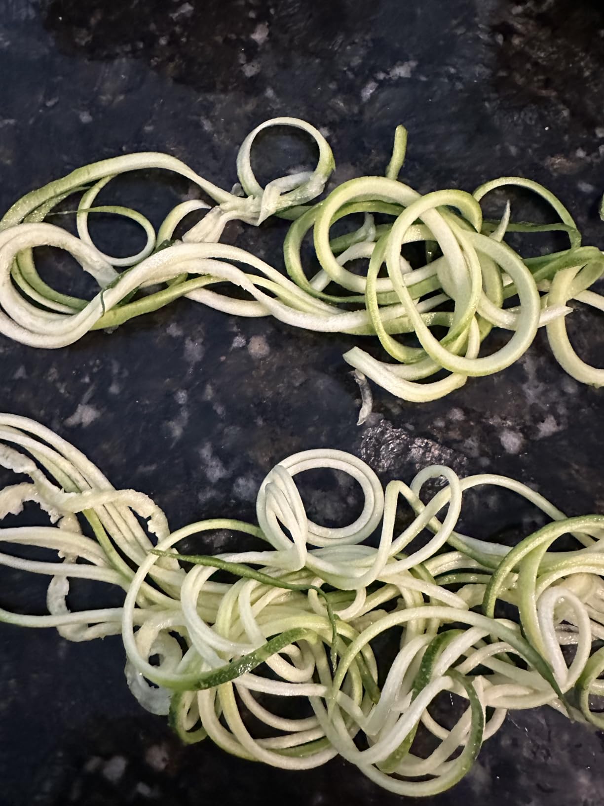 Hamilton Beach 3-in-1 Electric Vegetable Spiralizer for Veggie Noodles, Zoodle Maker & Slicer With 3 Cutting Cones for Spaghetti, Linguine, and Ribbons, 6-Cups, Black (70930) customer photo 2