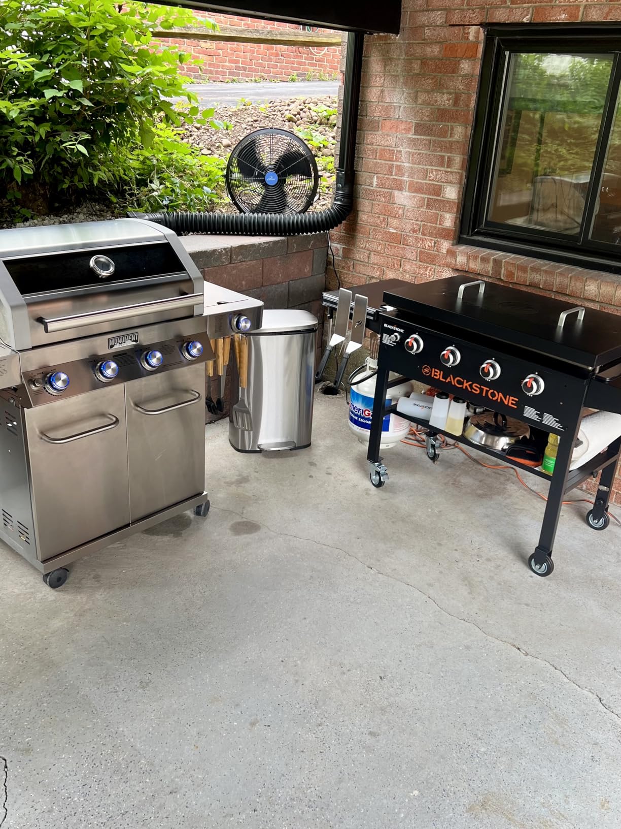 Monument Grills Larger 4+2 Burner Propane Gas Grills Stainless Steel Cabinet Style with Clearview Lid, Knob Controls, Built-In Thermometer, Infrared Side Sear Burners & Side Burners, Outdoor Use customer photo 1
