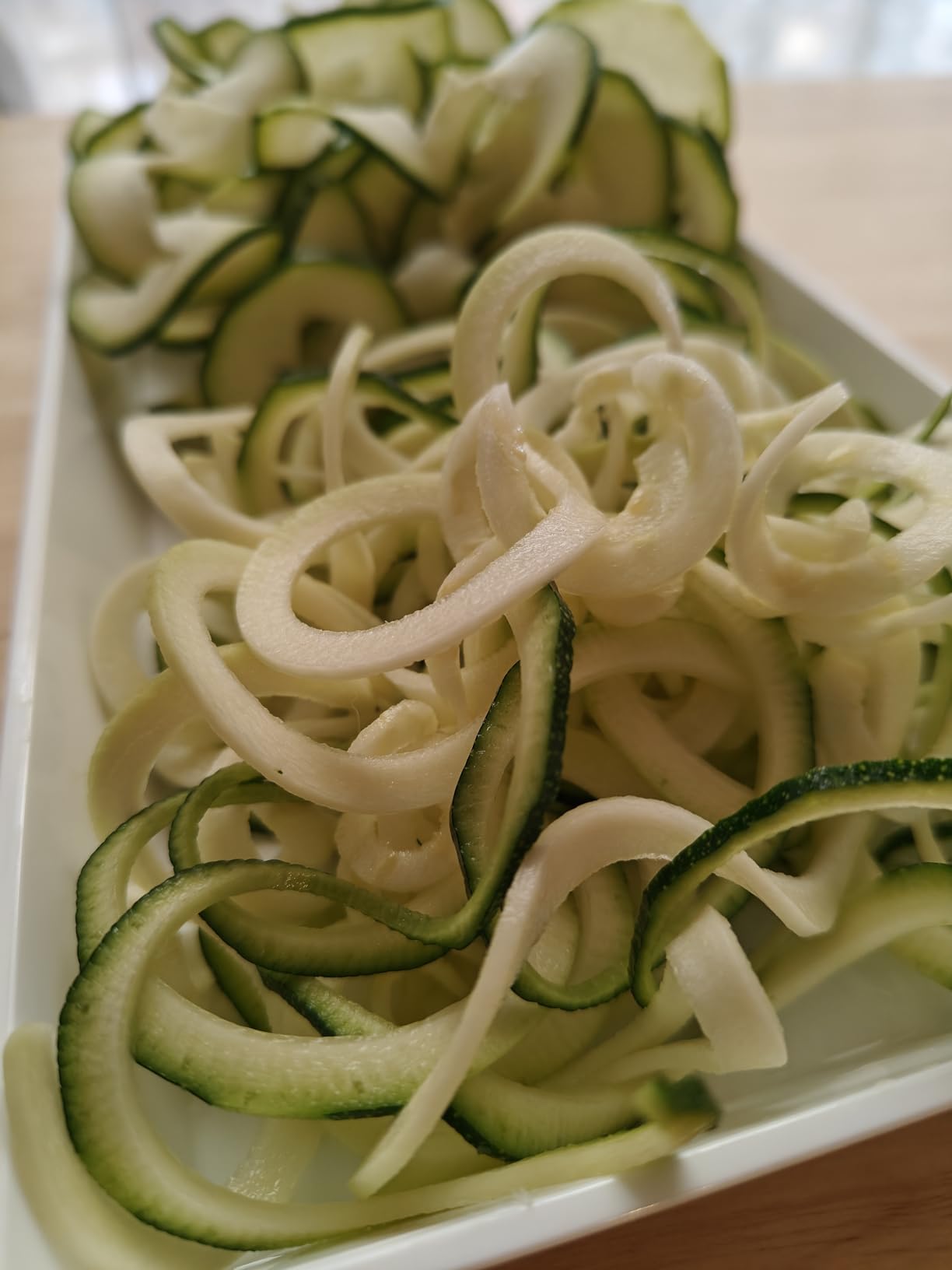 BELLA 4-in-1 Automatic Electric Spiralizer & Slicer, Quickly Prep Healthy Veggie or Fruit Spaghetti, Noodles or Ribbons, Easy To Clean, Recipe Book Included, White, 14641 customer photo 1