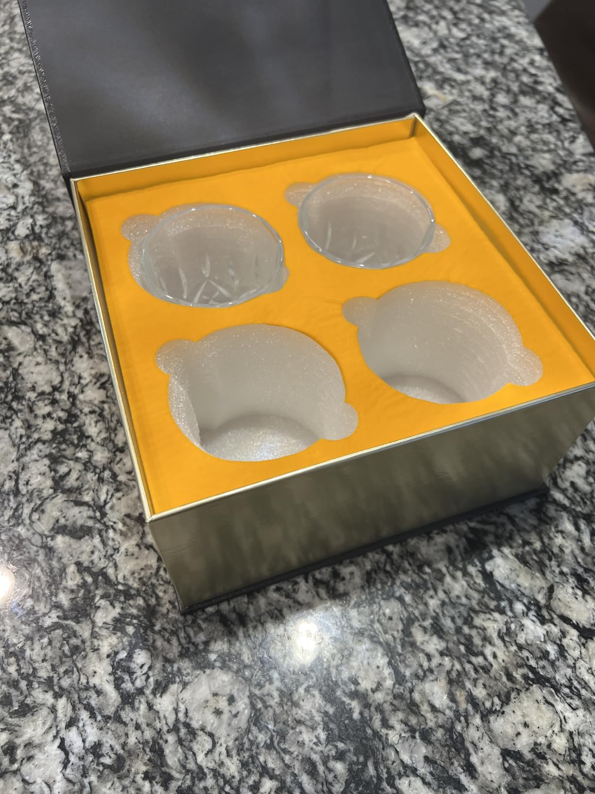 KANARS Old Fashioned Whiskey Glasses with Luxury Box - 10 Oz Rocks Barware, Set of 4 customer photo 1