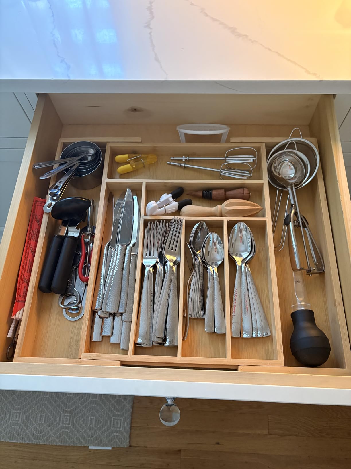 Pipishell Bamboo Expandable Silverware Drawer Organizer, Adjustable Kitchen Utensil Tray for Forks, Spoons and Knives, Wood Storage Cutlery Holder for Bedroom and Living Room customer photo 1