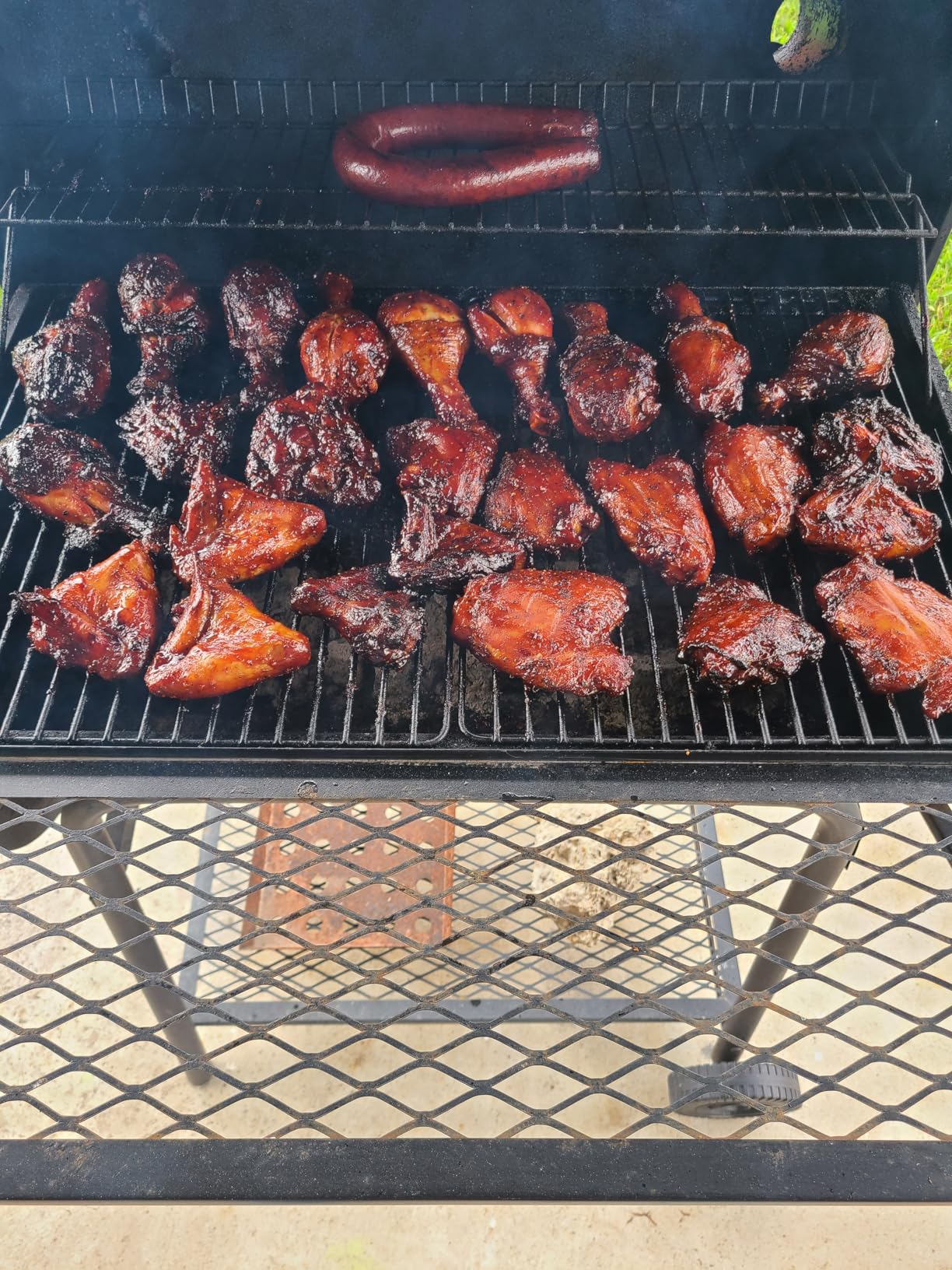 Fire & Flavor Hickory Wood Chunks for Smoking and Grilling - All-Natural, Long-Lasting with a Mildly Sweet Flavor - Large Chunk Wood Chips for Smokers customer photo 1