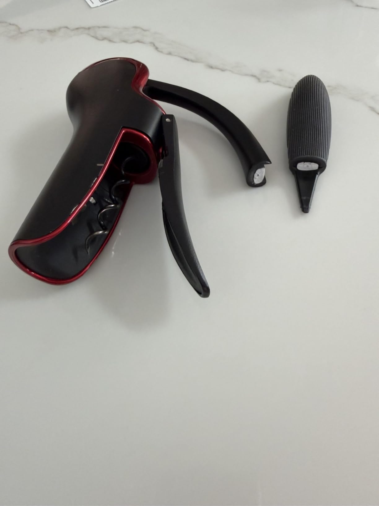 KEISSCO Wine Opener Compact Vertical Corkscrew Wine Bottle Opener with Built-in Foil Cutter customer photo 2