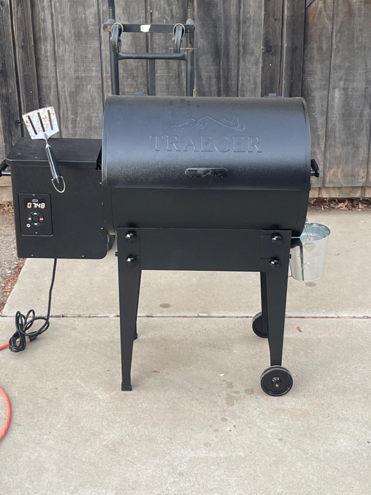 Traeger Tailgater Portable Wood Pellet Grill & Smoker, 300 Sq In | Foldable legs, 6-in-1 versatility, 300 sq in - wood-fired flavor for tailgating, camping & outdoor BBQ customer photo 1