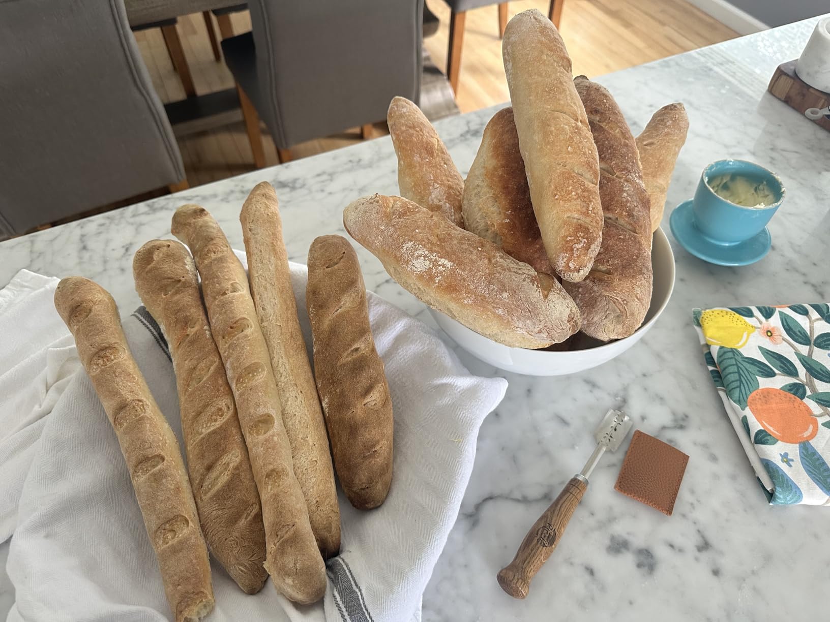 RICCLE UFO Bread Lame Slashing Tool, Dough Scoring Knife with 15 Razor Blades and Storage Cover customer photo 1