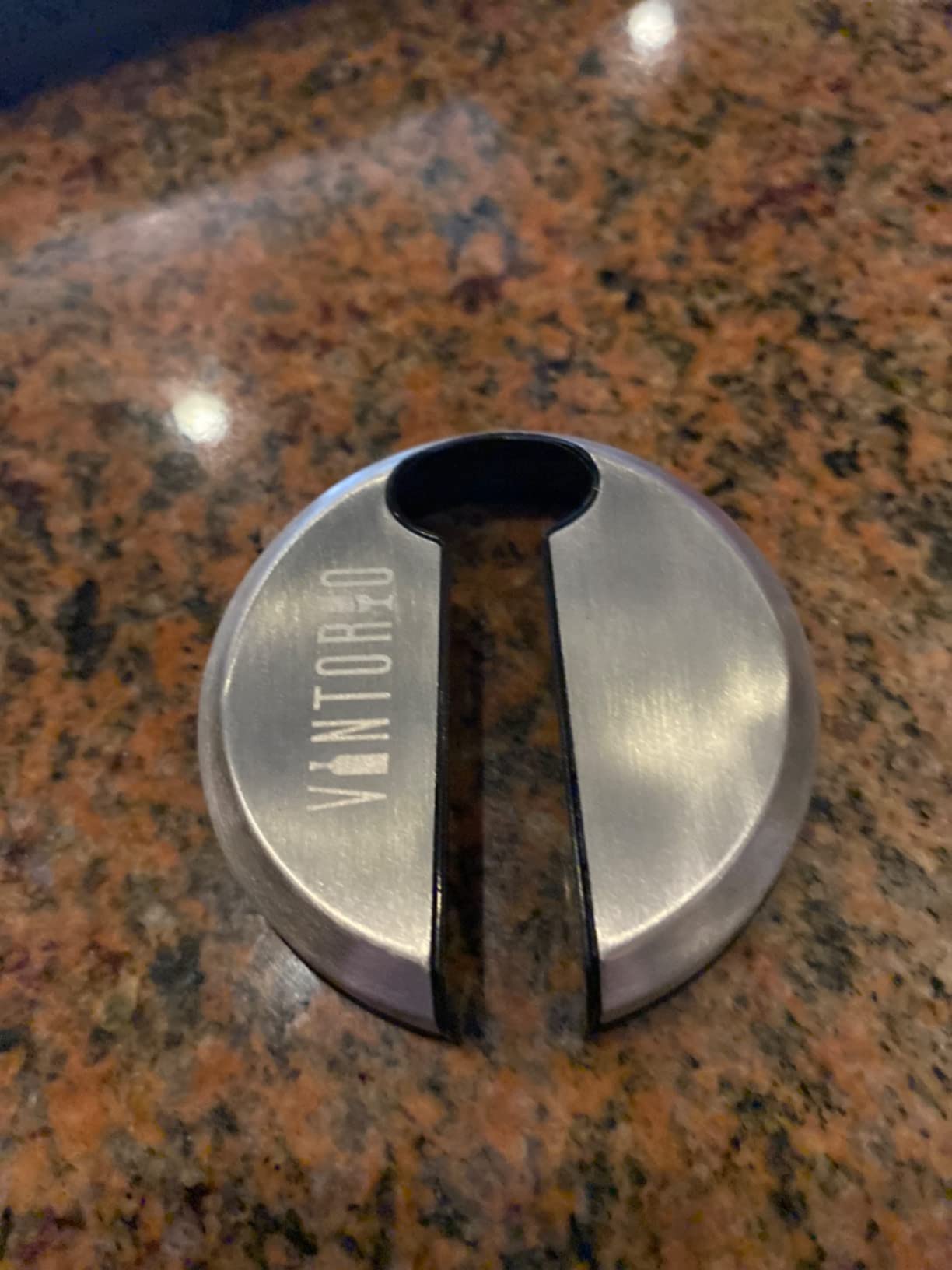 Vintorio Easy Wine Foil Top Cutter - Cut Bottle Capsules and Neck Labels - Sharp Remover for Wine Seals - Tough Metal, Stainless Steel Plated Body customer photo 1