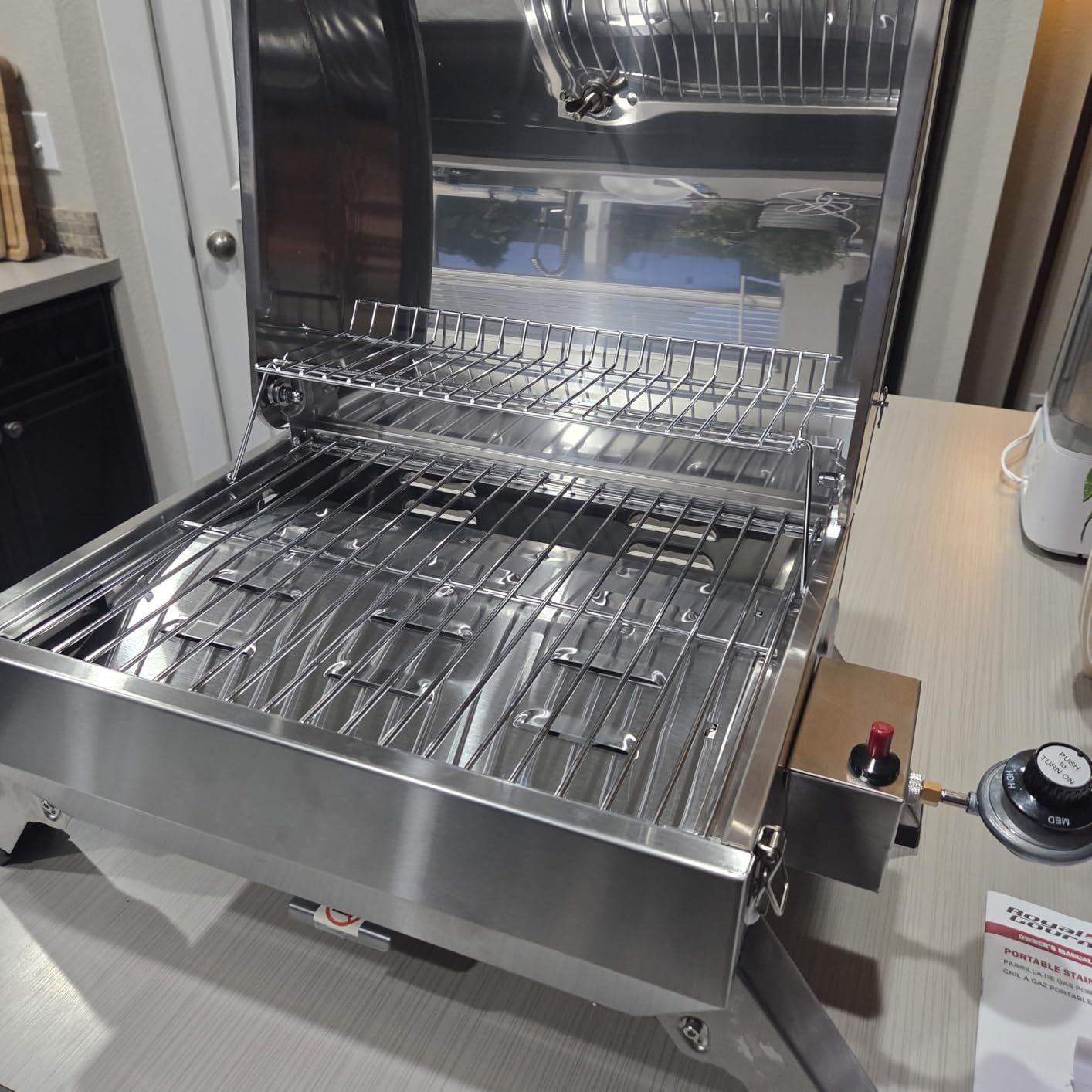 Royal Gourmet GT1001 Stainless Steel Portable Grill, 10000 BTU BBQ Tabletop Gas Grill with Folding Legs and Lockable Lid, Outdoor Camping, Deck and Tailgating, Silver customer photo 2