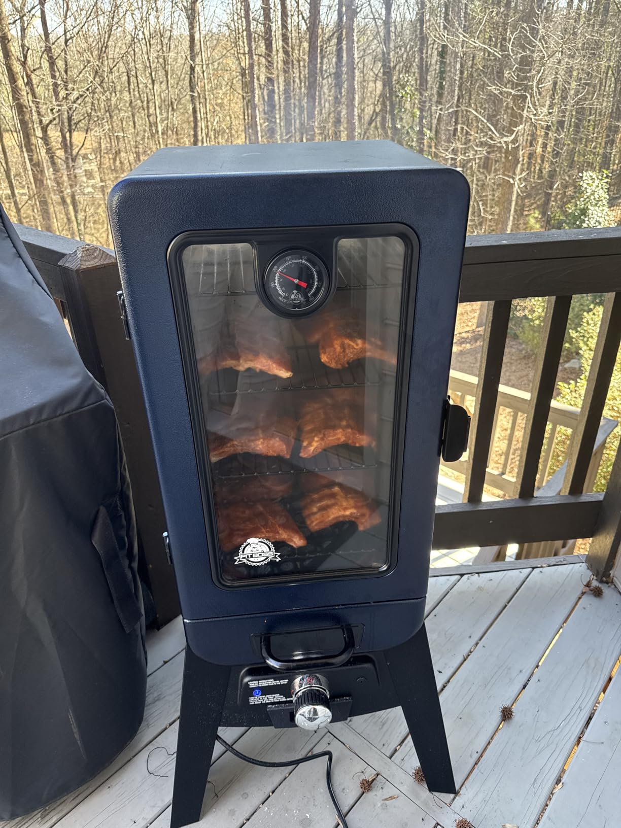 Pit Boss 3-Series Electric Vertical Smoker with Analog Controller, 748-Sq. In. 4-Rack Cooking Space, 100 to 325 F Temperature Range, 1650-Watt Heating Element, Meat Probe customer photo 1