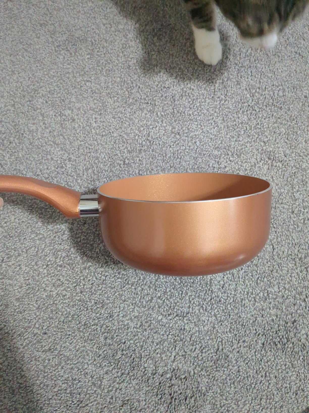 M MELENTA Pots and Pans Set Ultra Nonstick, Pre-Installed 11pcs Cookware Set Copper with Ceramic Coating, Stay cool handle & Nylon Kitchen Utensils, Gas/Induction Compatible, 100% PFOA Free customer photo 1